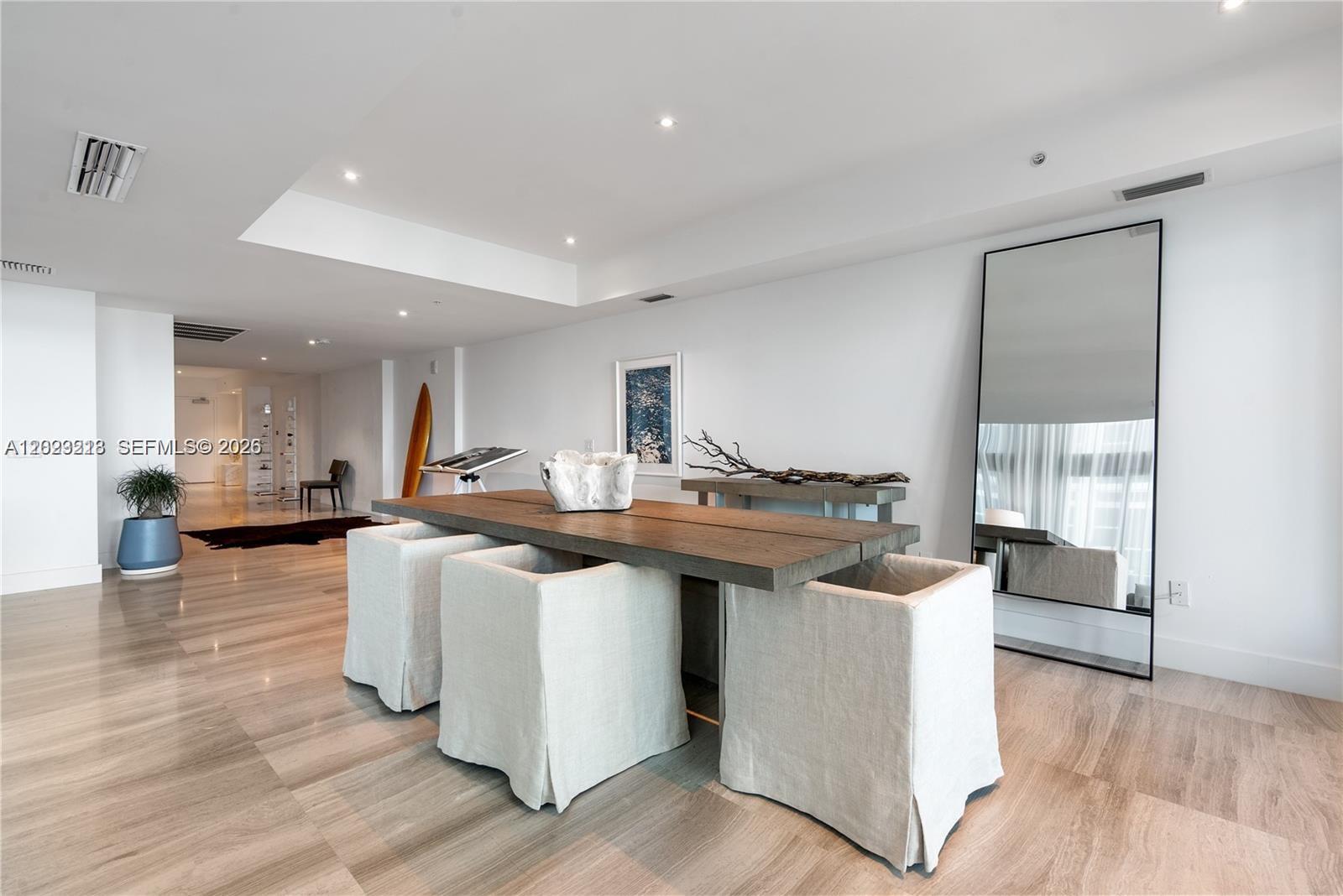 6899 Collins Ave #202 Miami Beach, FL 33141