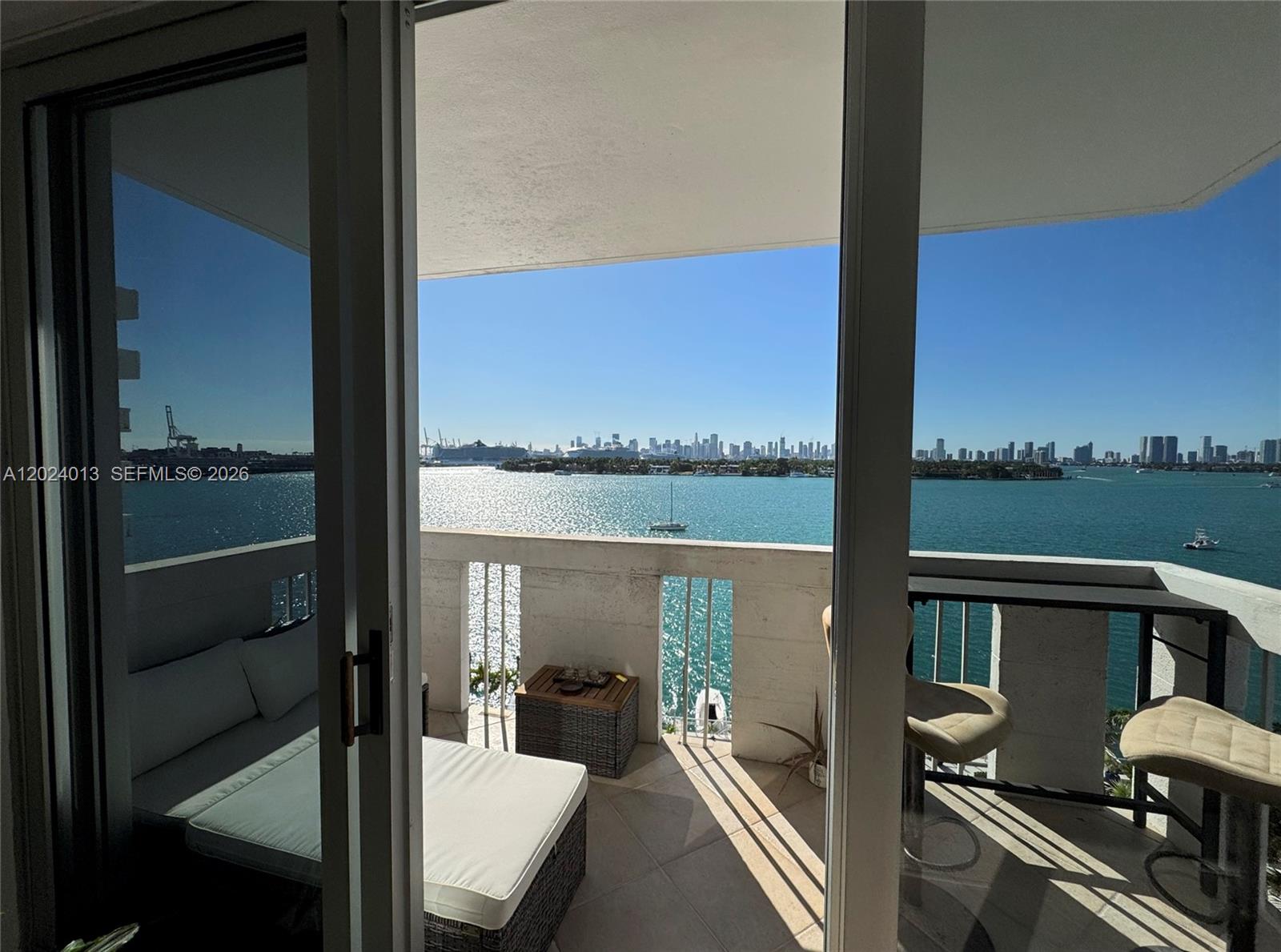 image South Bay Club5