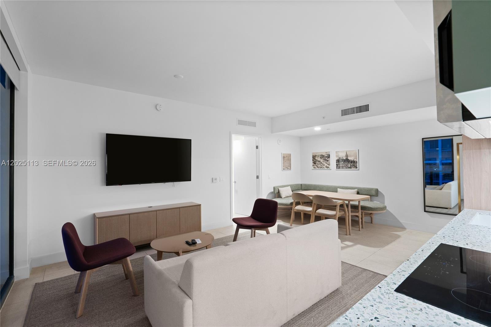 159 NE 6th St #3105 Miami, FL 33132