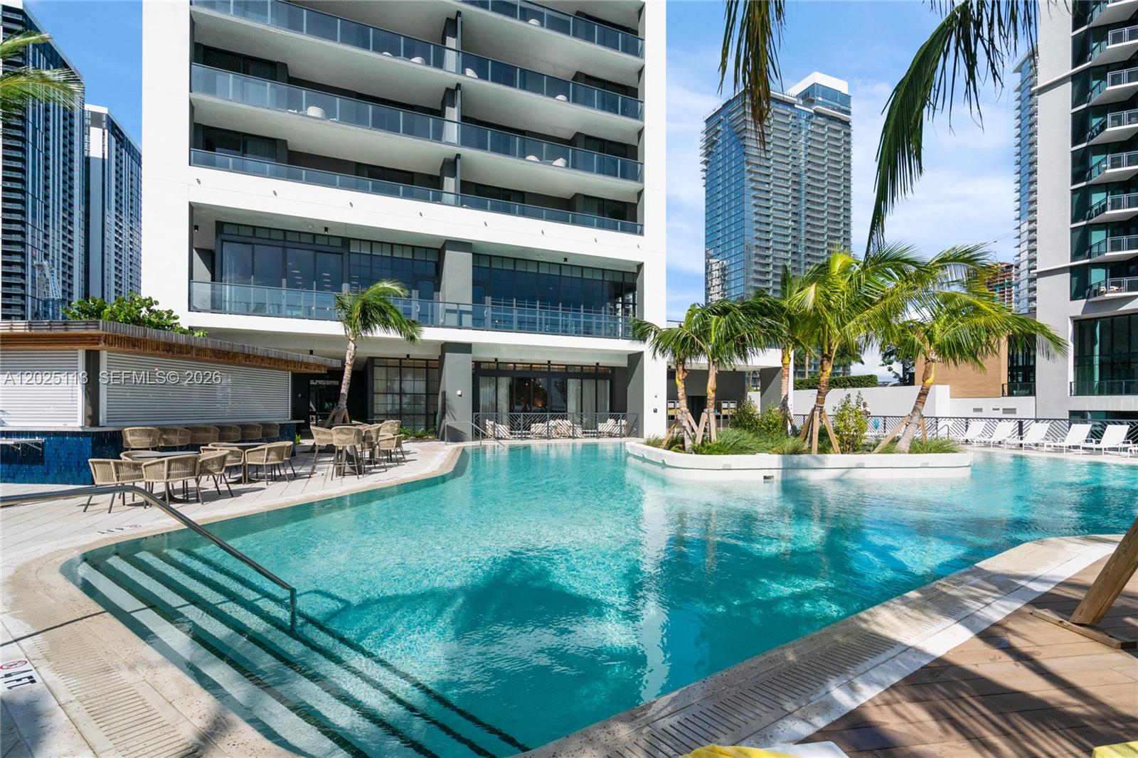 159 NE 6th St #3105 Miami, FL 33132