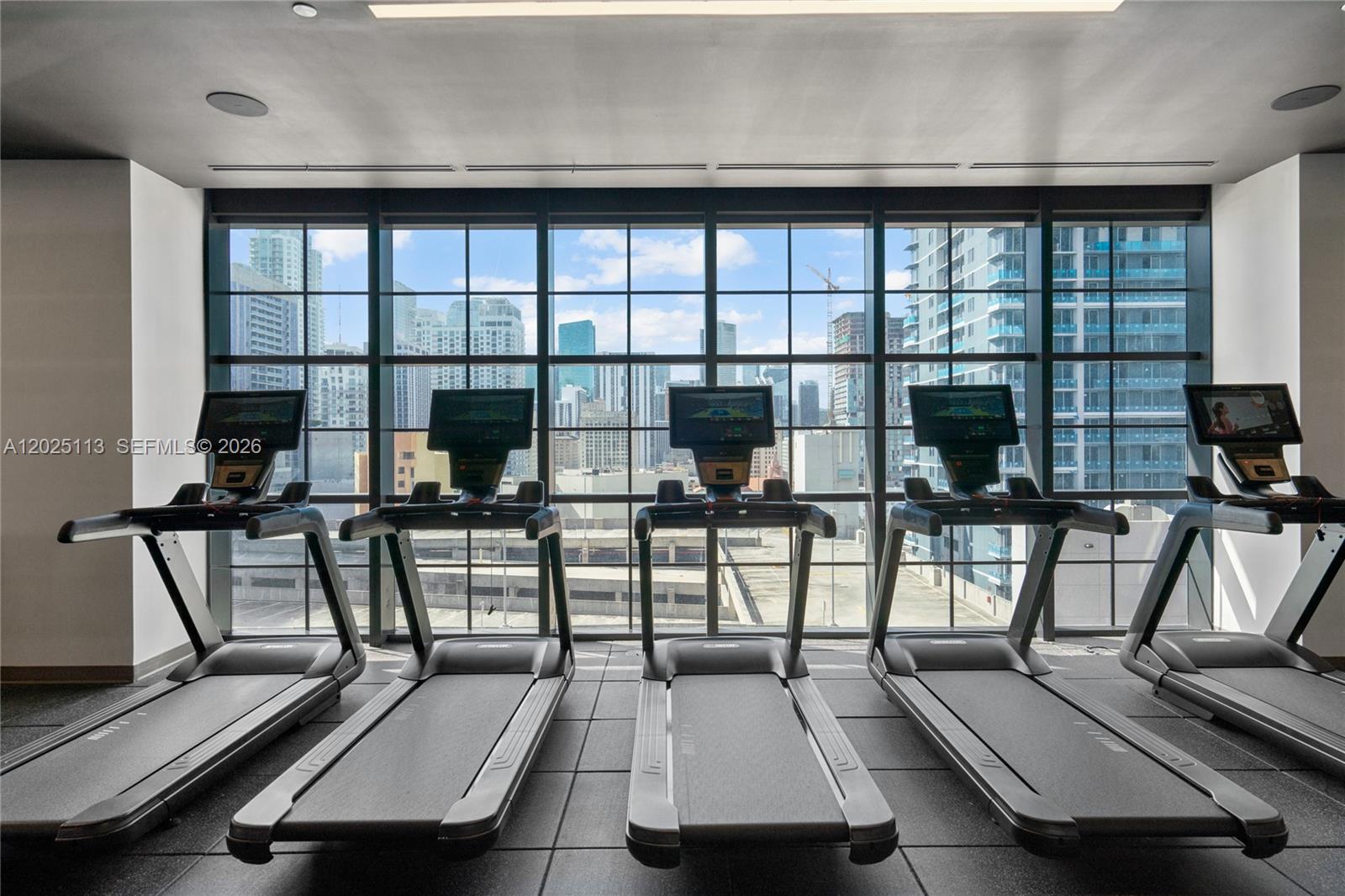 159 NE 6th St #3105 Miami, FL 33132