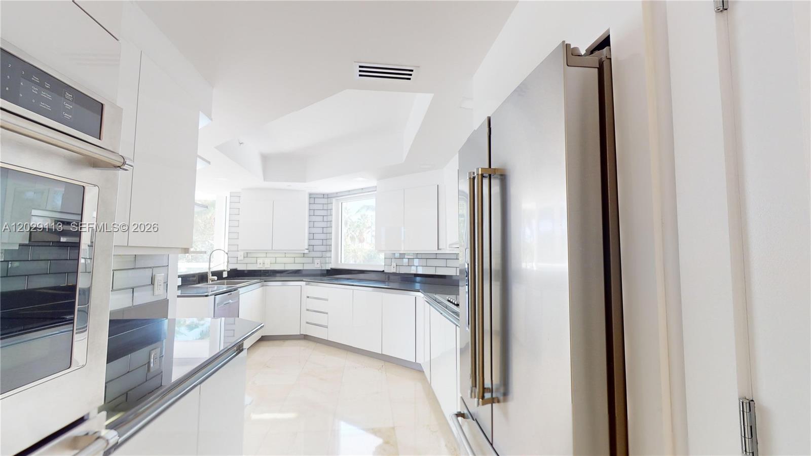 21050 NE 38th #305 Aventura, FL 33180