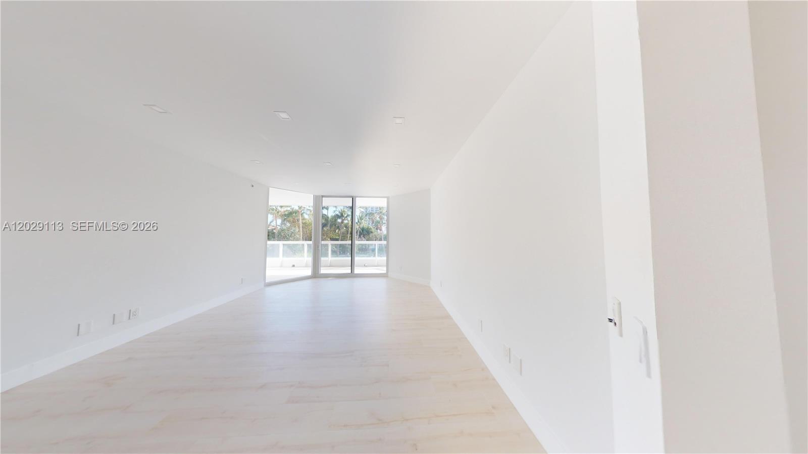21050 NE 38th #305 Aventura, FL 33180