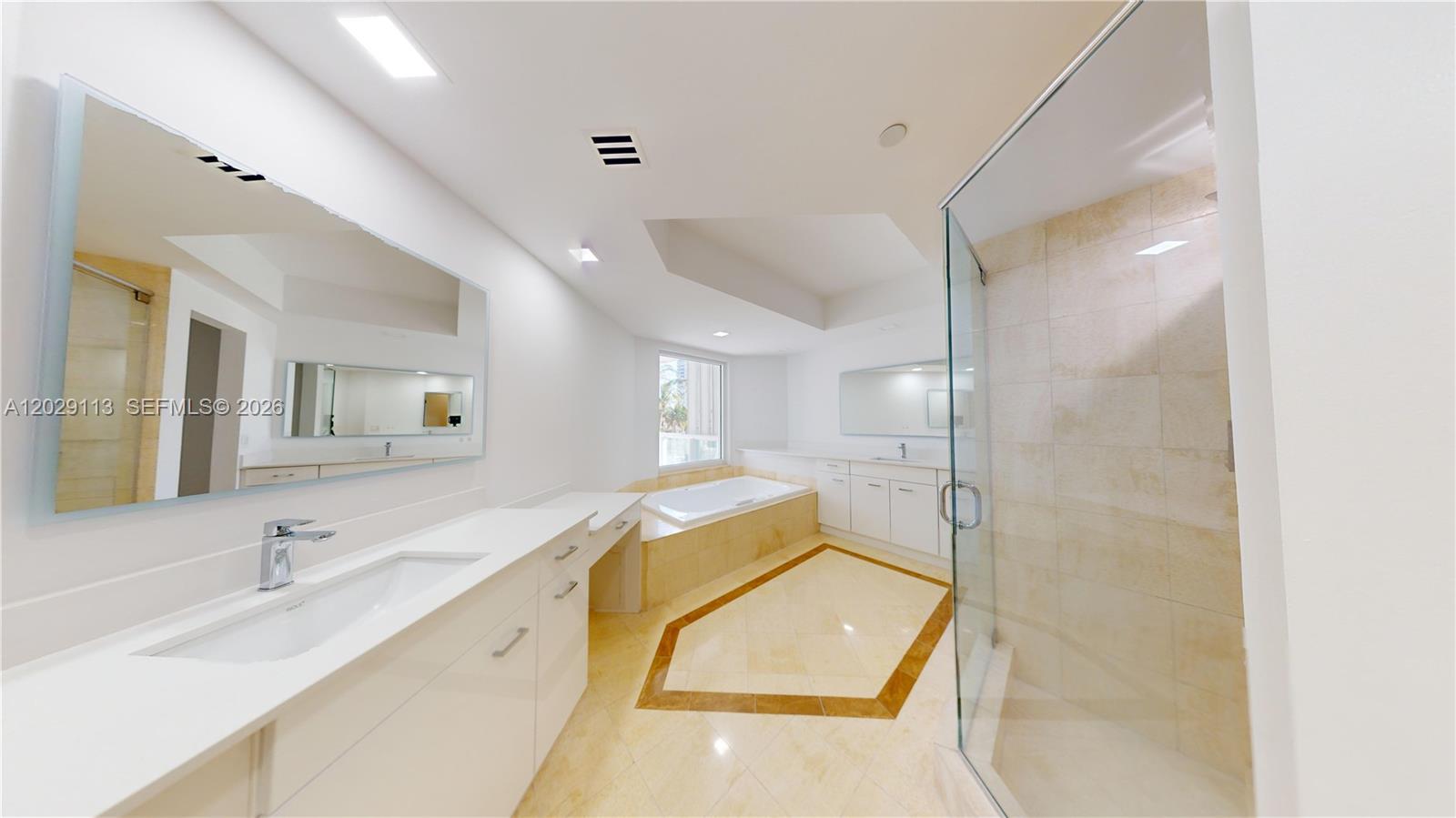 21050 NE 38th #305 Aventura, FL 33180