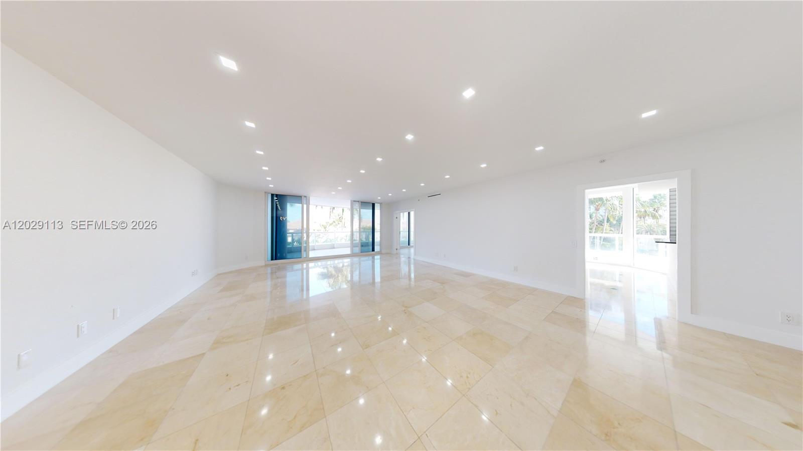 21050 NE 38th #305 Aventura, FL 33180