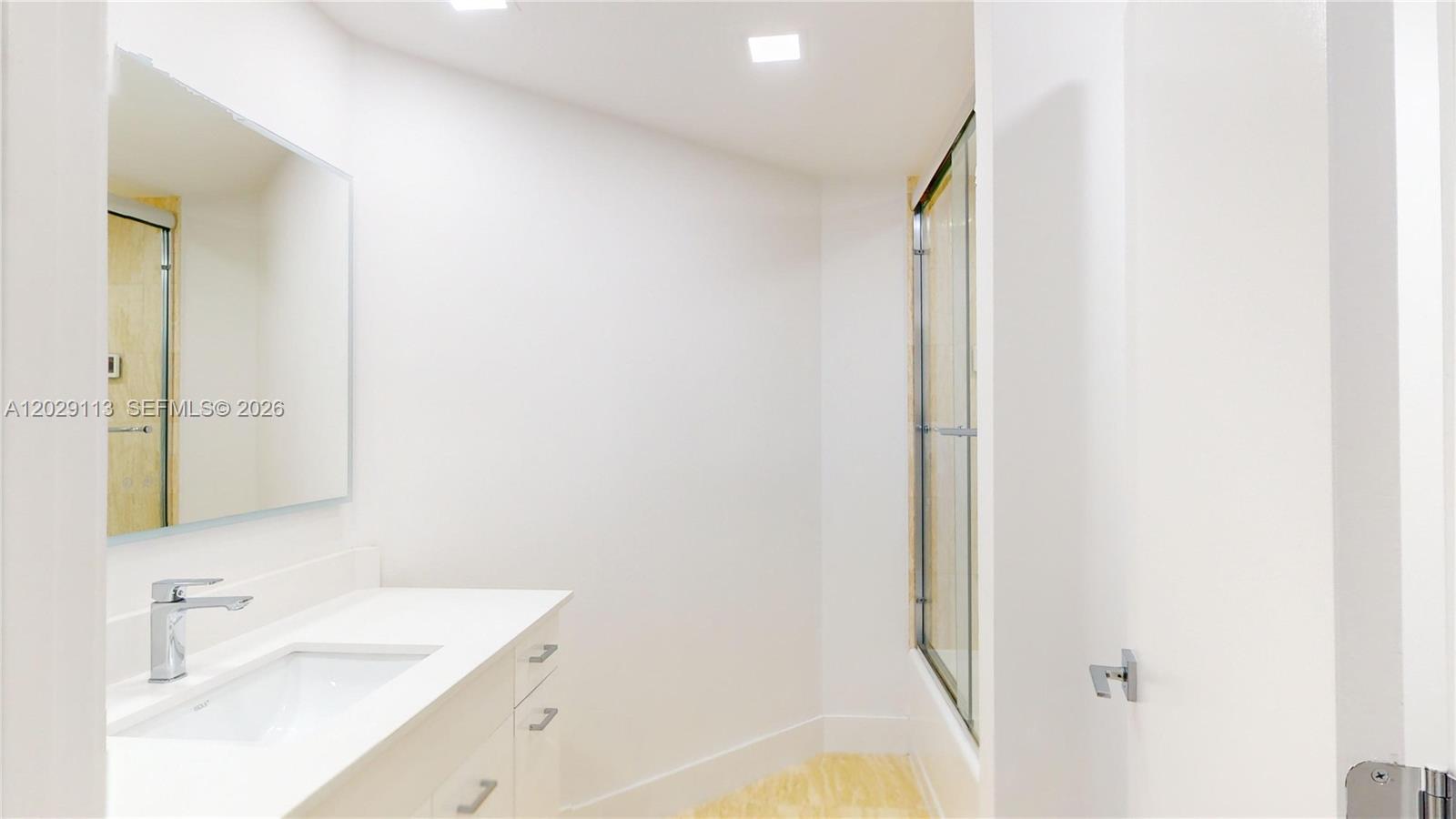 21050 NE 38th #305 Aventura, FL 33180