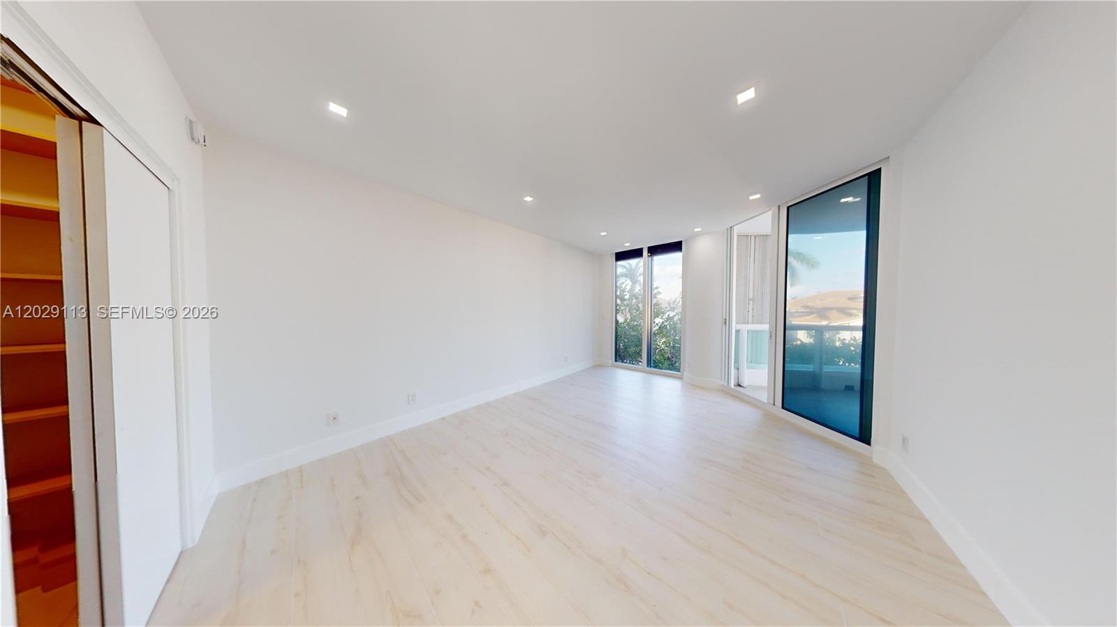 21050 NE 38th #305 Aventura, FL 33180