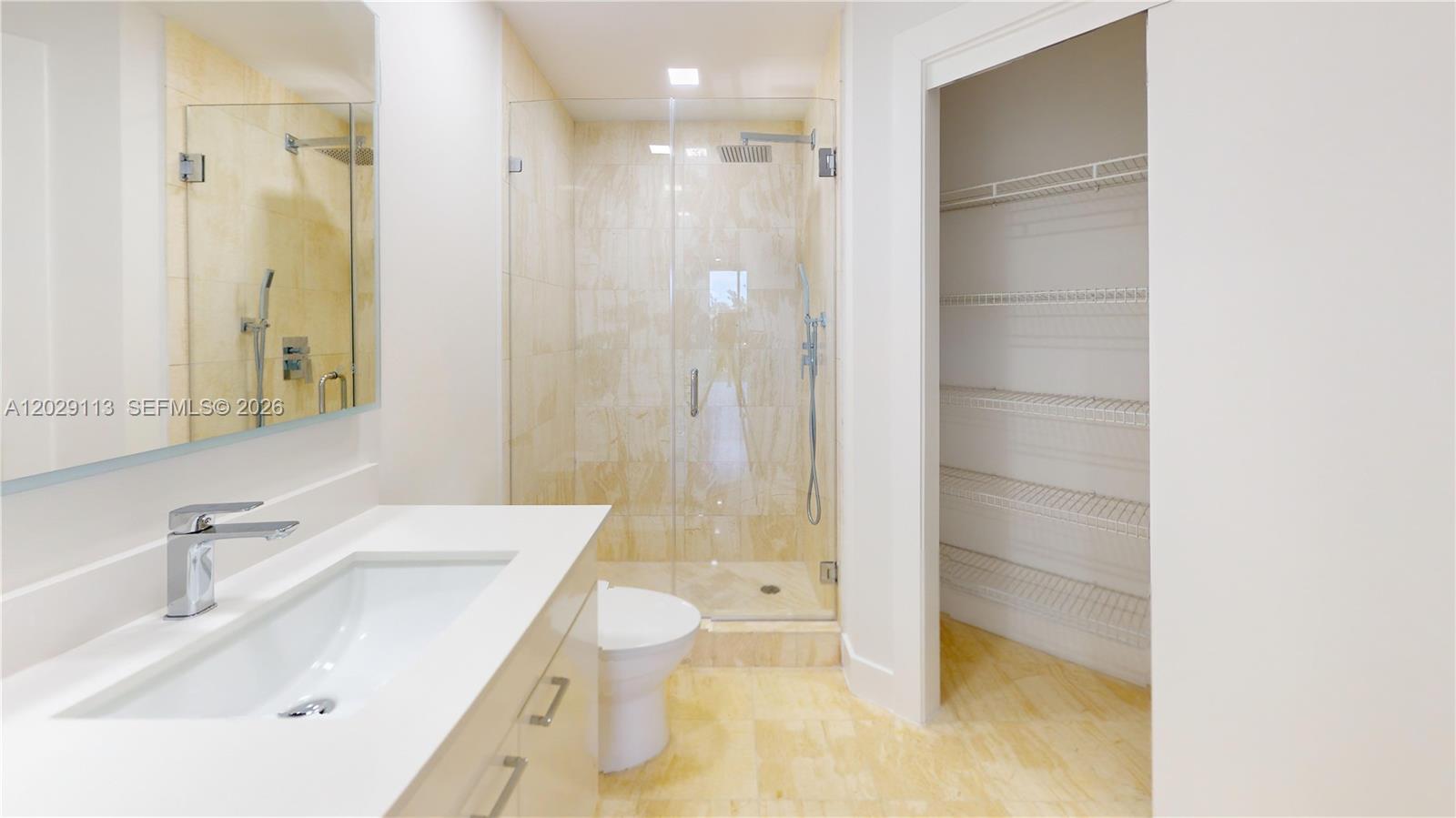 21050 NE 38th #305 Aventura, FL 33180