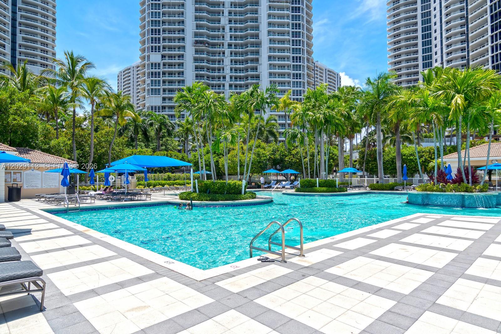 21050 NE 38th #305 Aventura, FL 33180