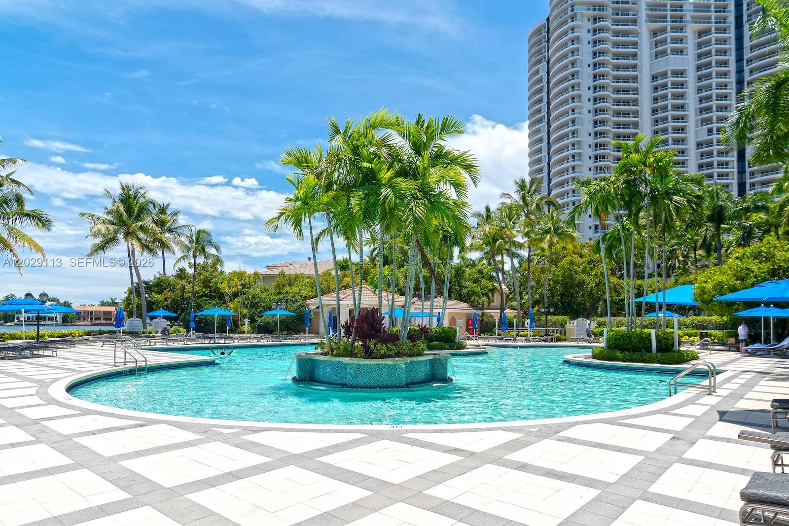 21050 NE 38th #305 Aventura, FL 33180