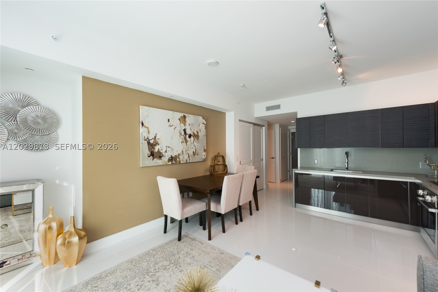 image The Bond on Brickell5