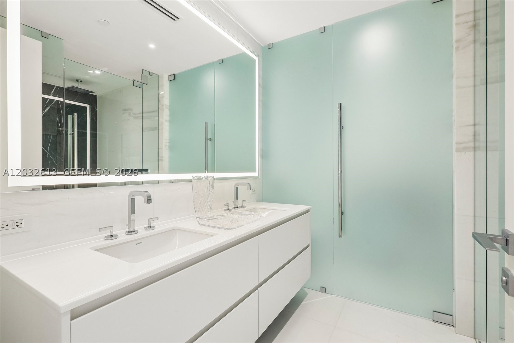 image Aston Martin Residences28