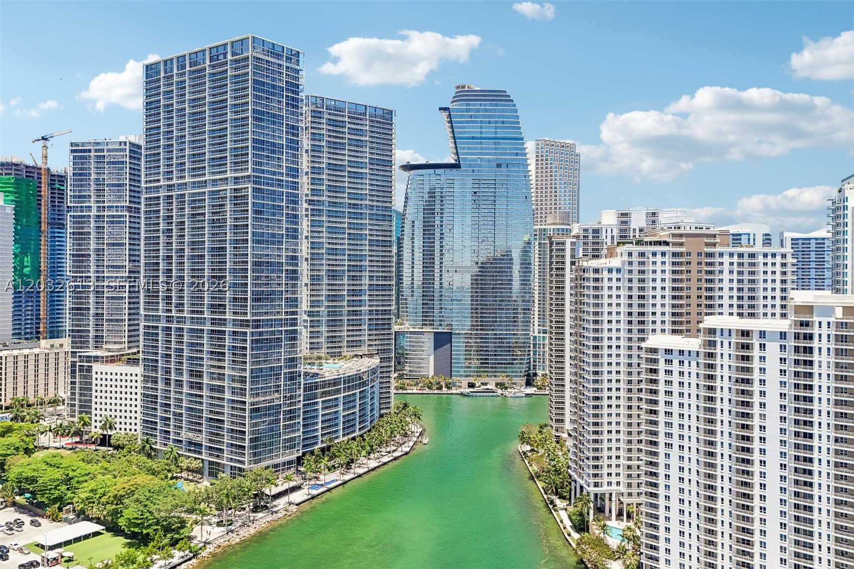 image Aston Martin Residences43
