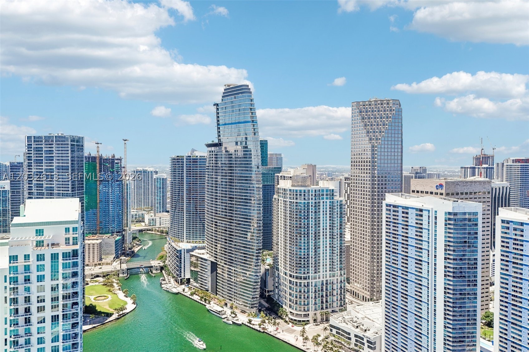 image Aston Martin Residences44