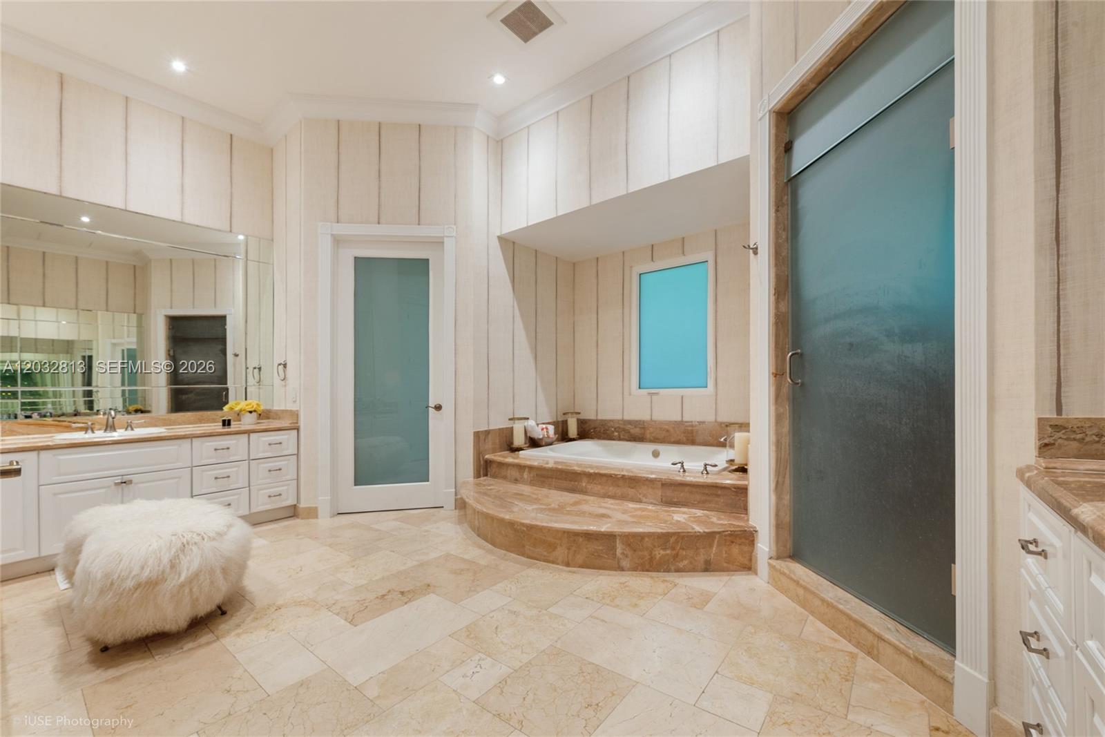 7405 SW 104th Pinecrest, FL 33156