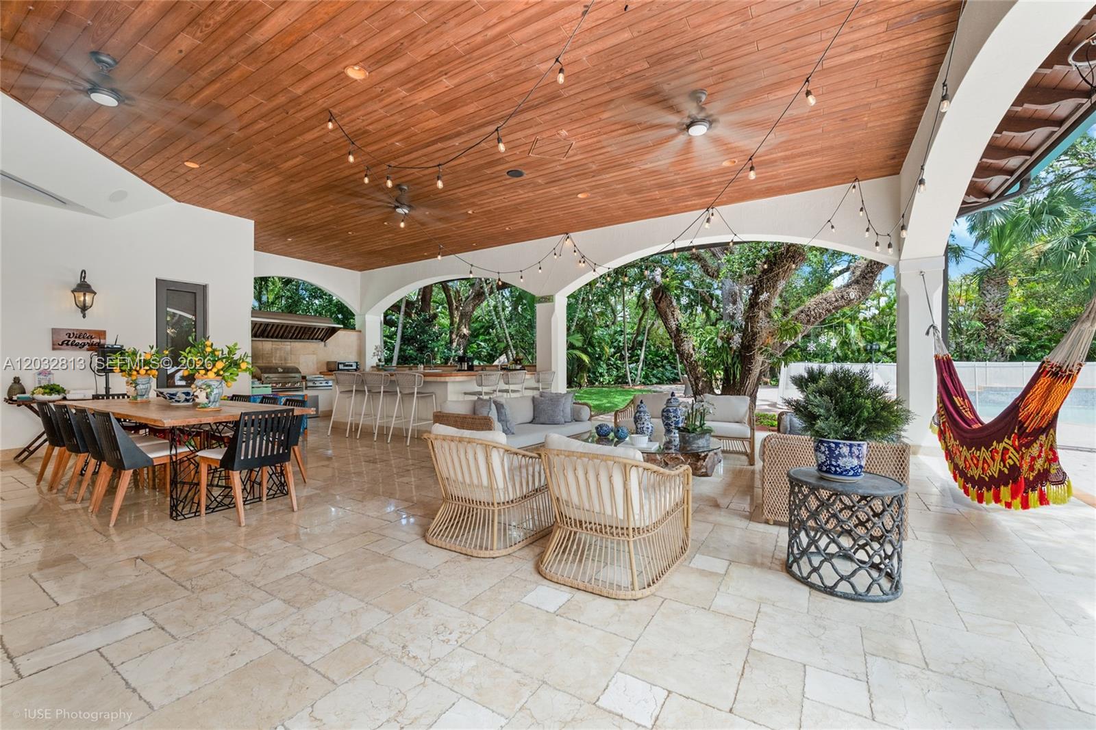 7405 SW 104th Pinecrest, FL 33156
