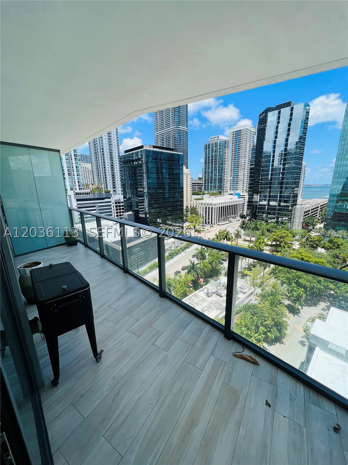 image Dua Miami (SLS Brickell)13
