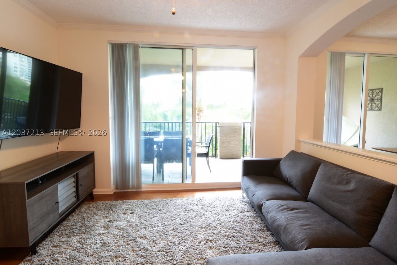 image Porto Bellagio Condo1
