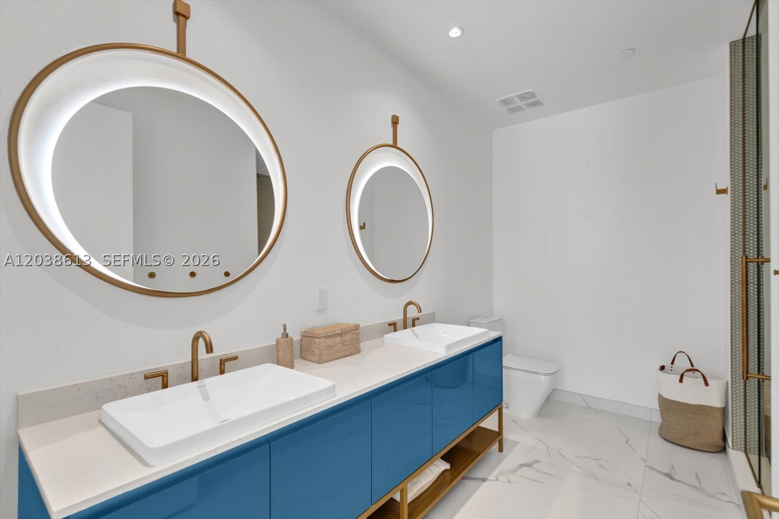 2655 S Bayshore Dr #1606 Miami, FL 33133