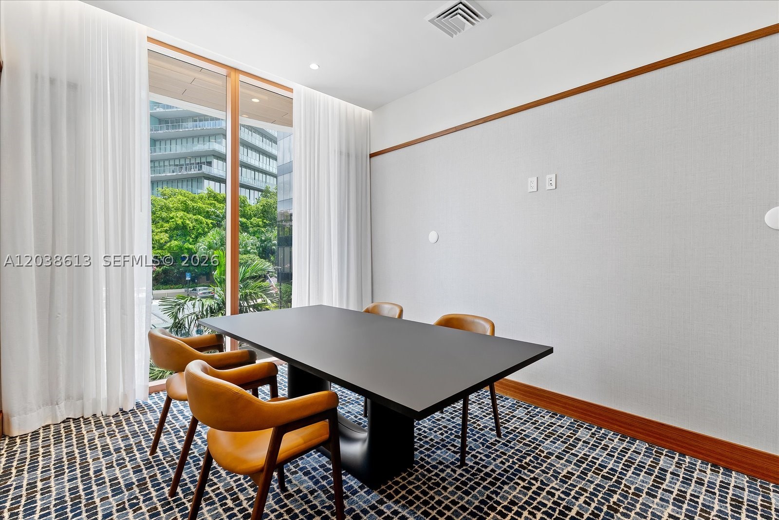 2655 S Bayshore Dr #1606 Miami, FL 33133