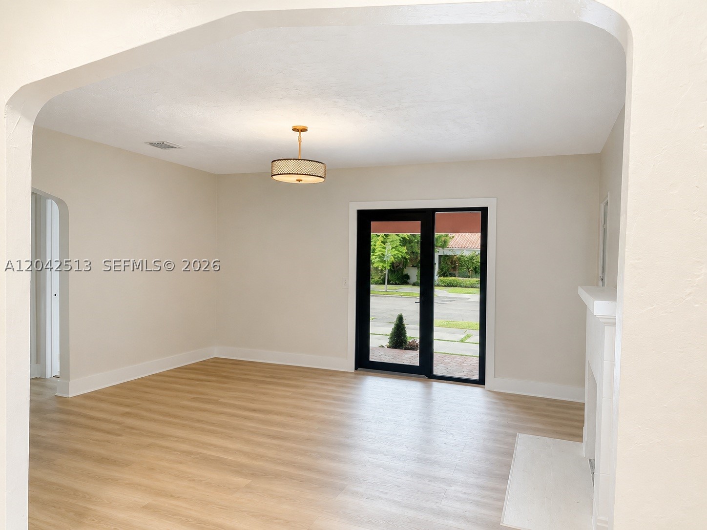 3053 SW 21st St Miami, FL 33145