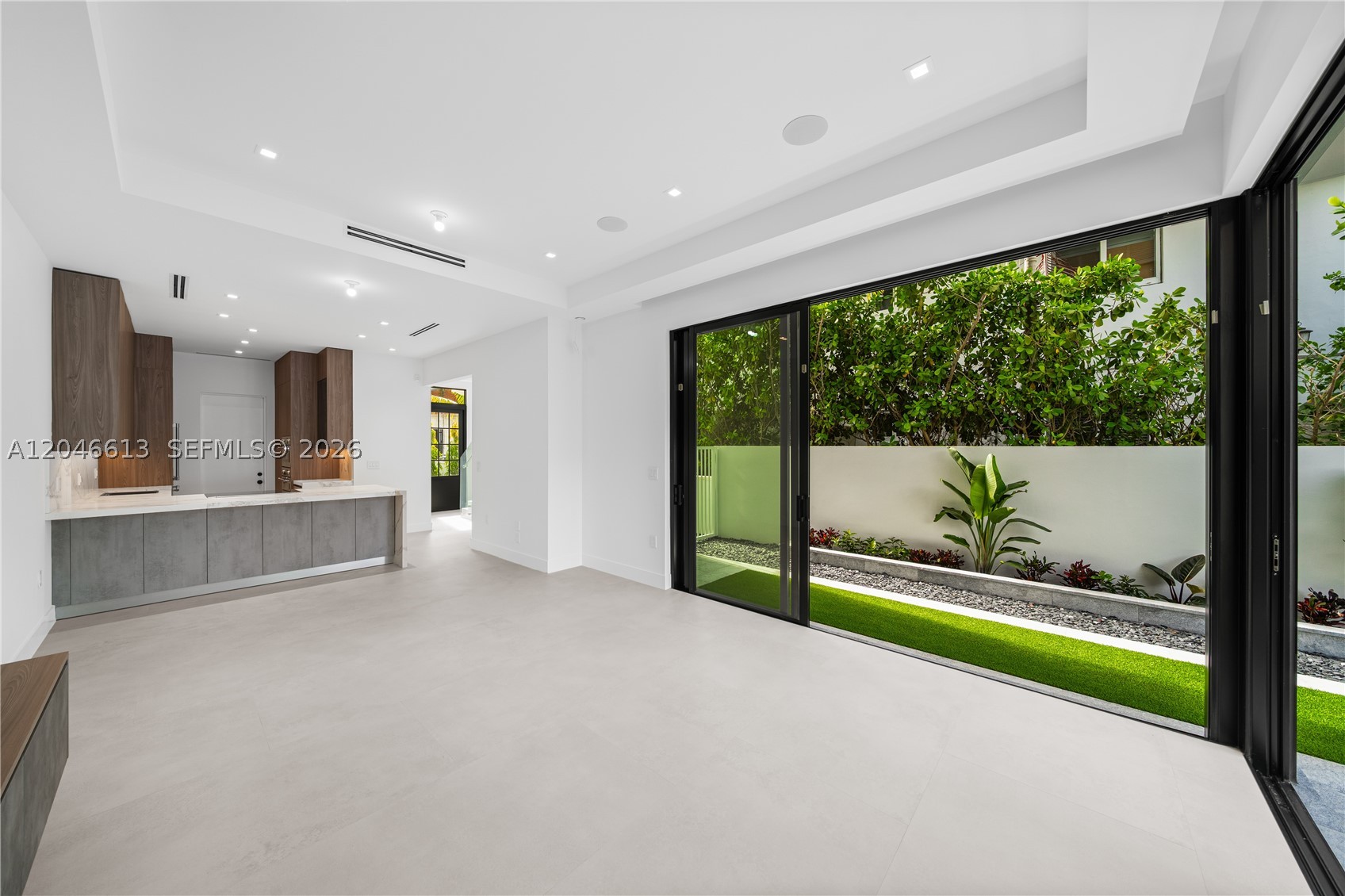 2710 S Le Jeune Rd Coral Gables, FL 33134