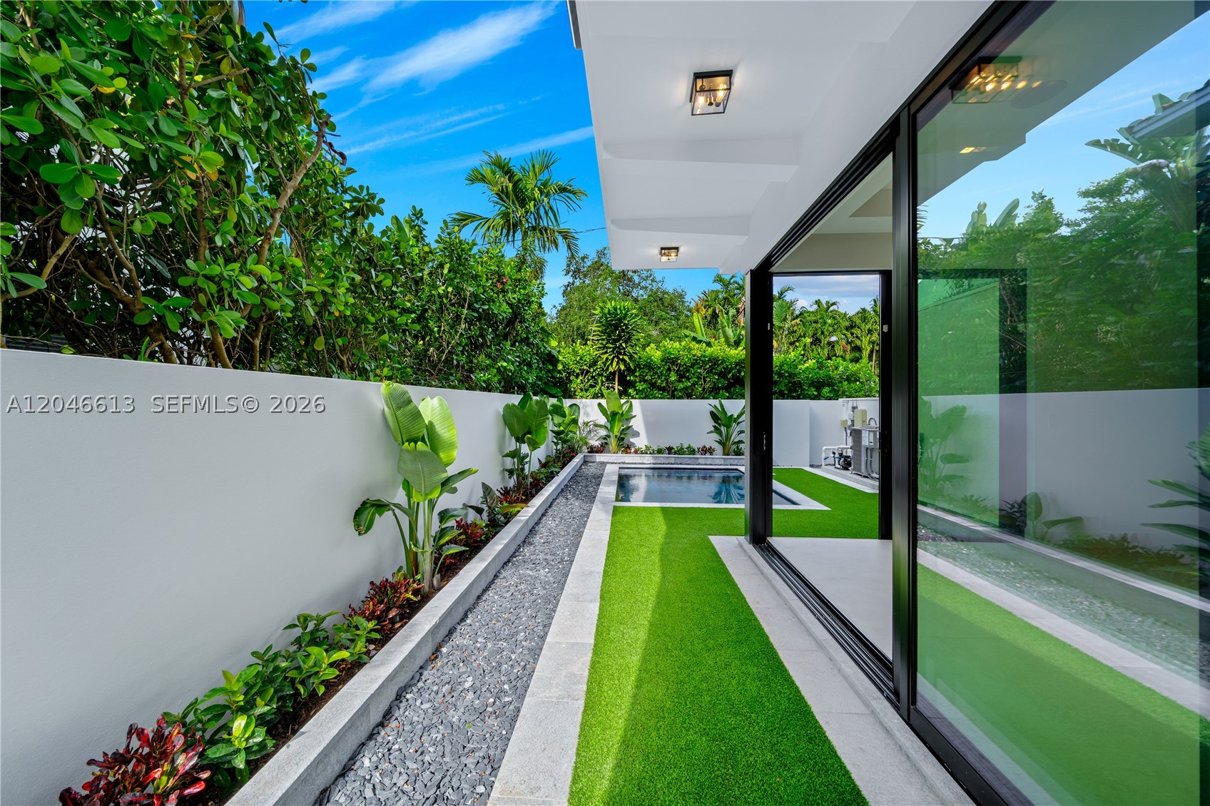 2710 S Le Jeune Rd Coral Gables, FL 33134