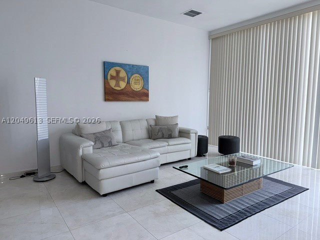 image Casa Del Mar2