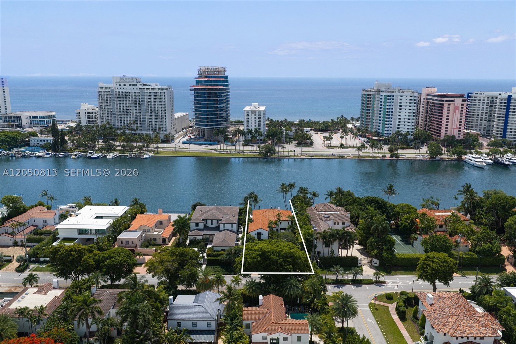 5401 Pine Tree Dr #5401 Miami Beach, FL 33140