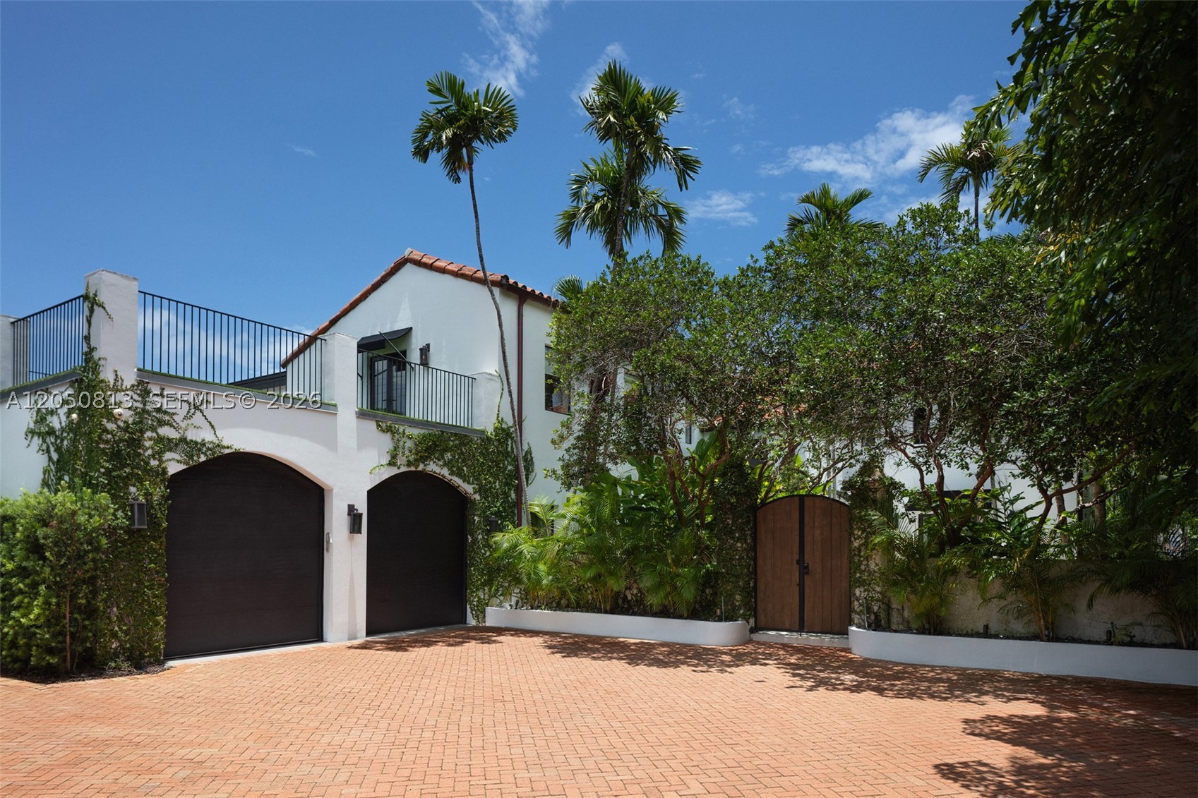 5401 Pine Tree Dr #5401 Miami Beach, FL 33140