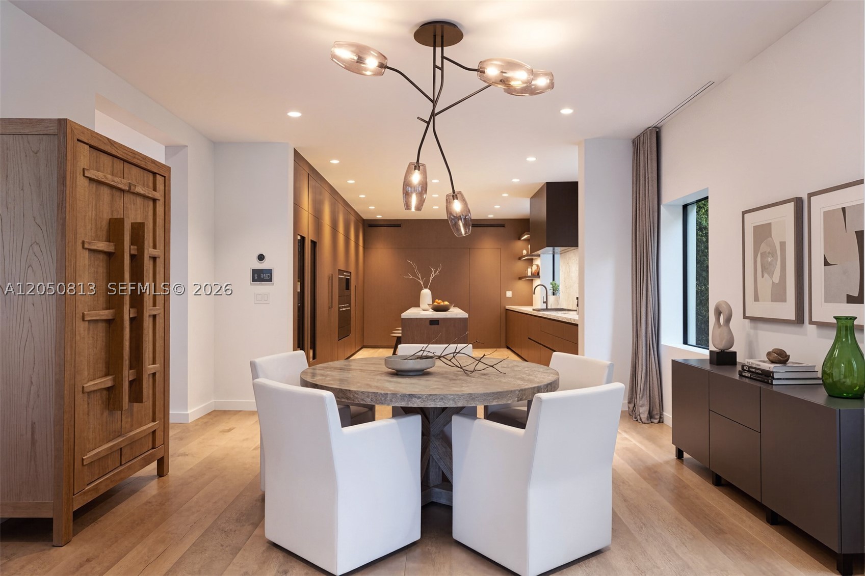 5401 Pine Tree Dr #5401 Miami Beach, FL 33140