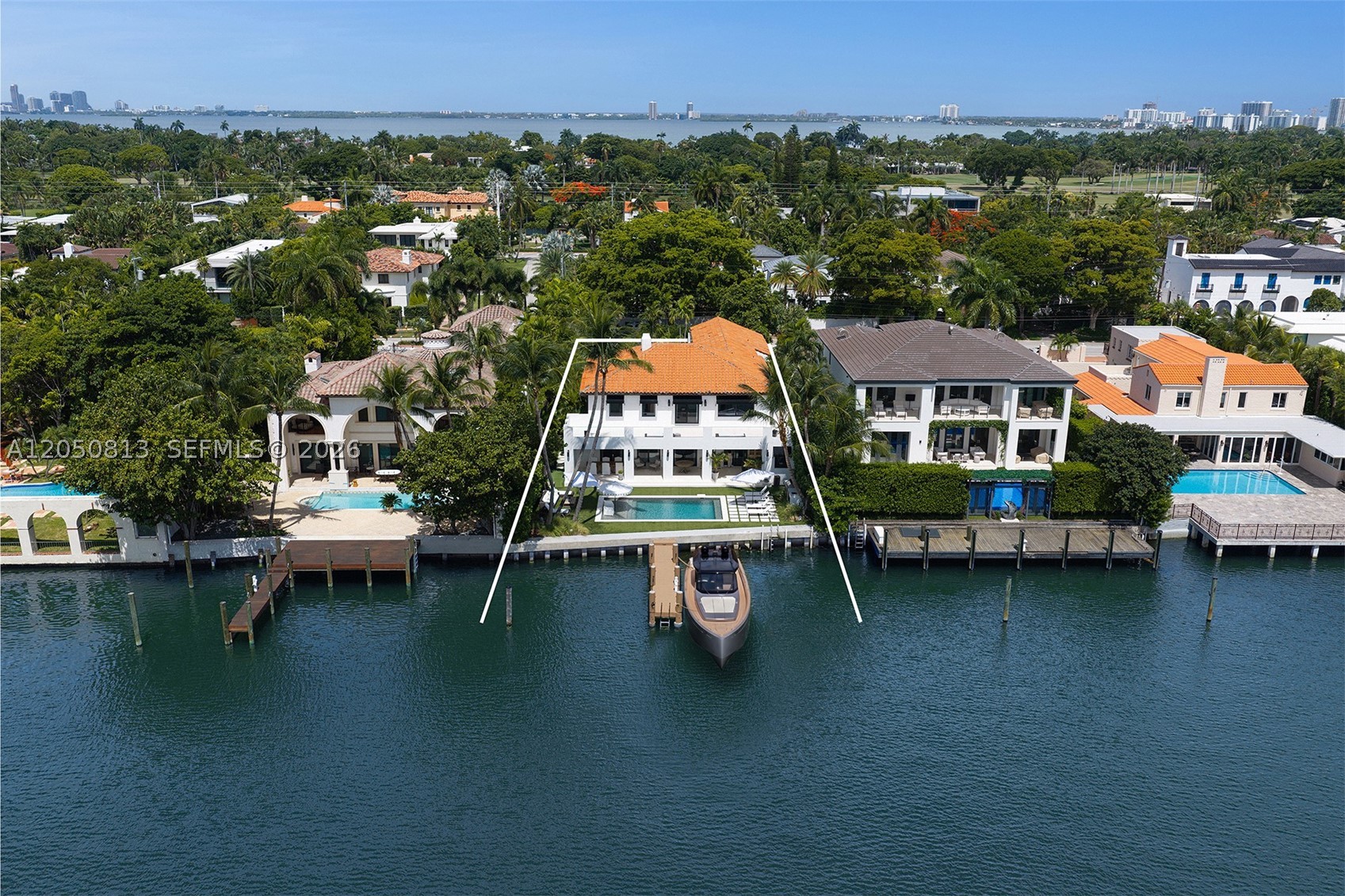 5401 Pine Tree Dr #5401 Miami Beach, FL 33140