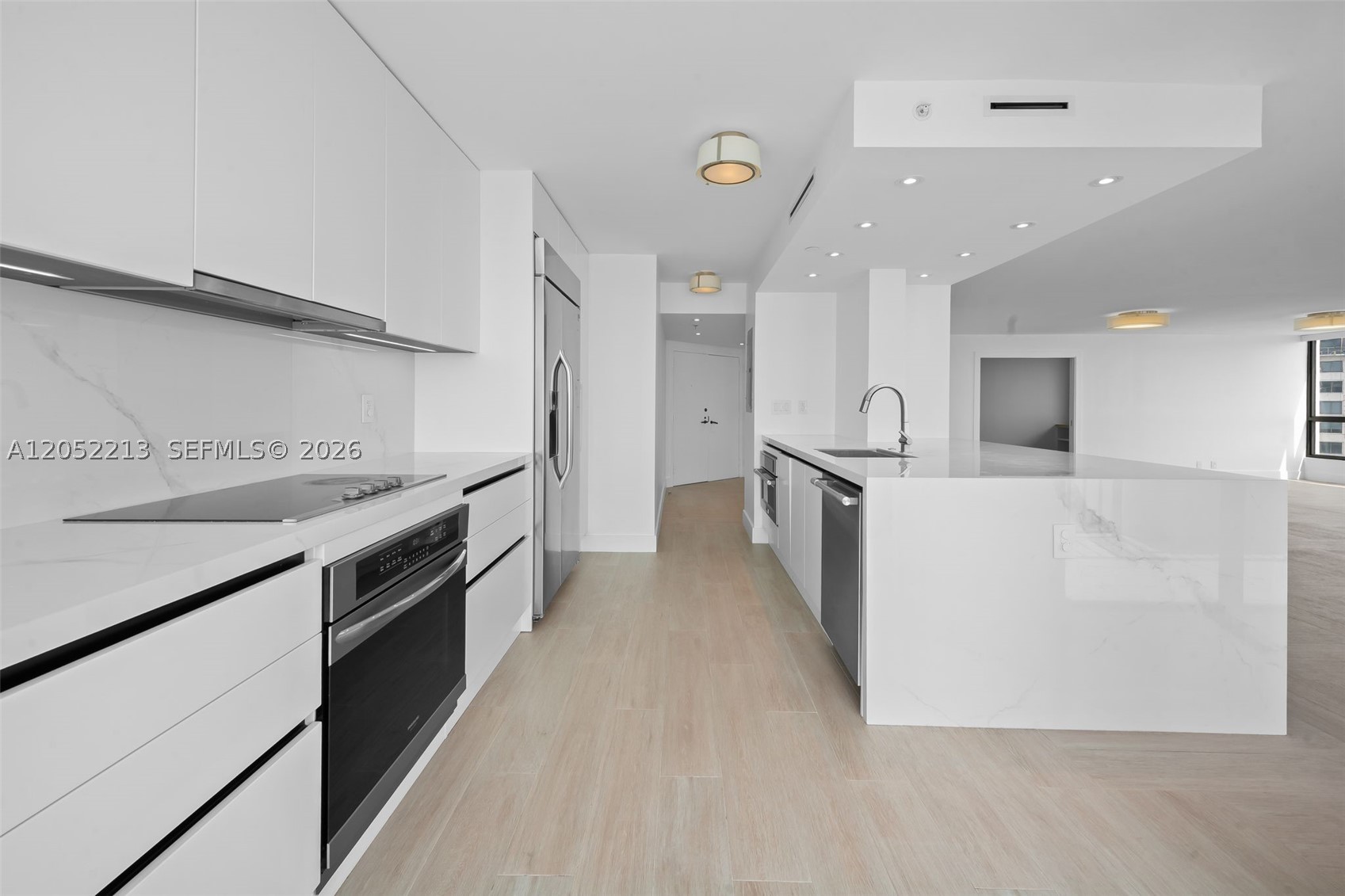 image Brickell Key One13