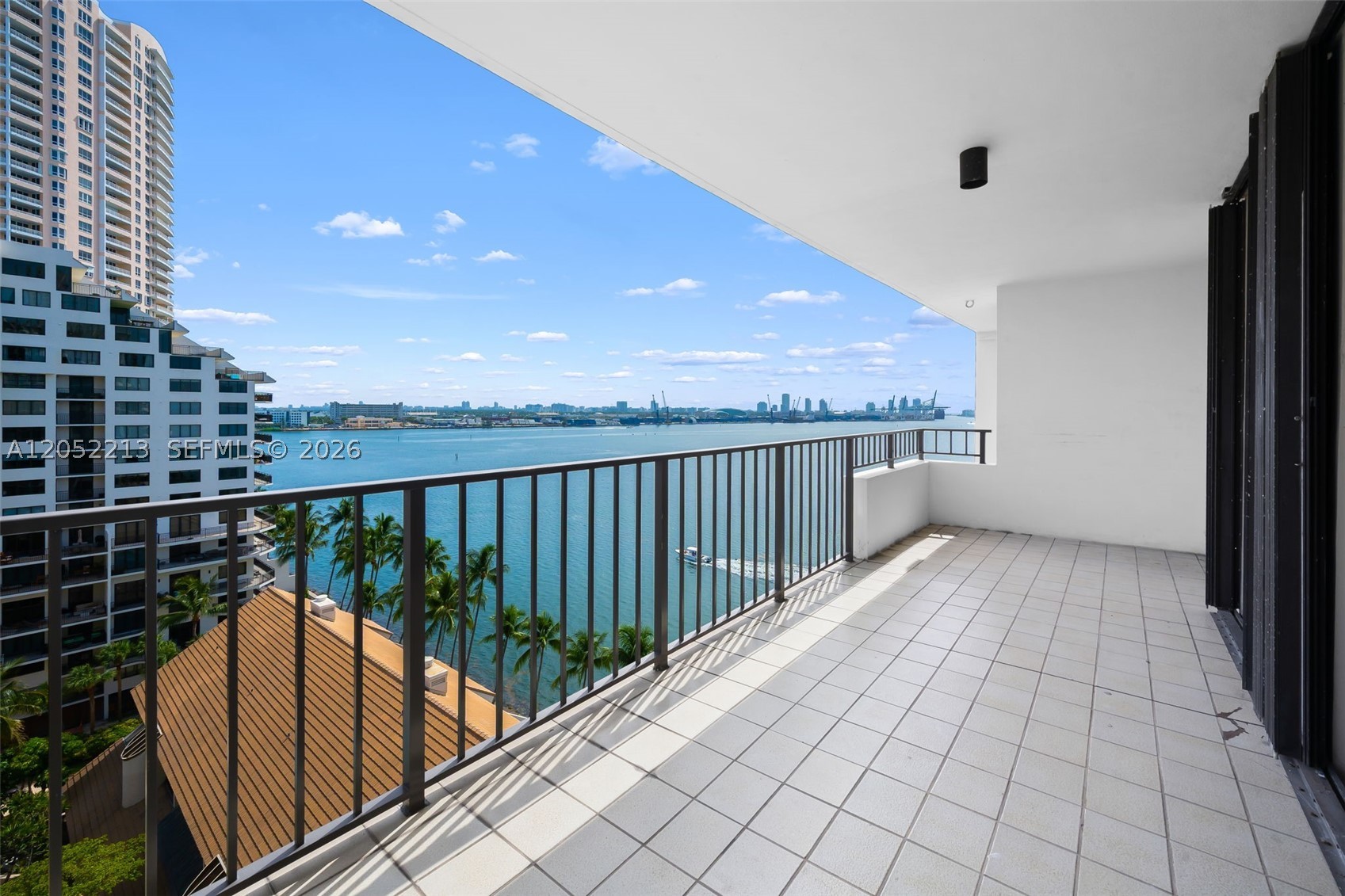 image Brickell Key One24