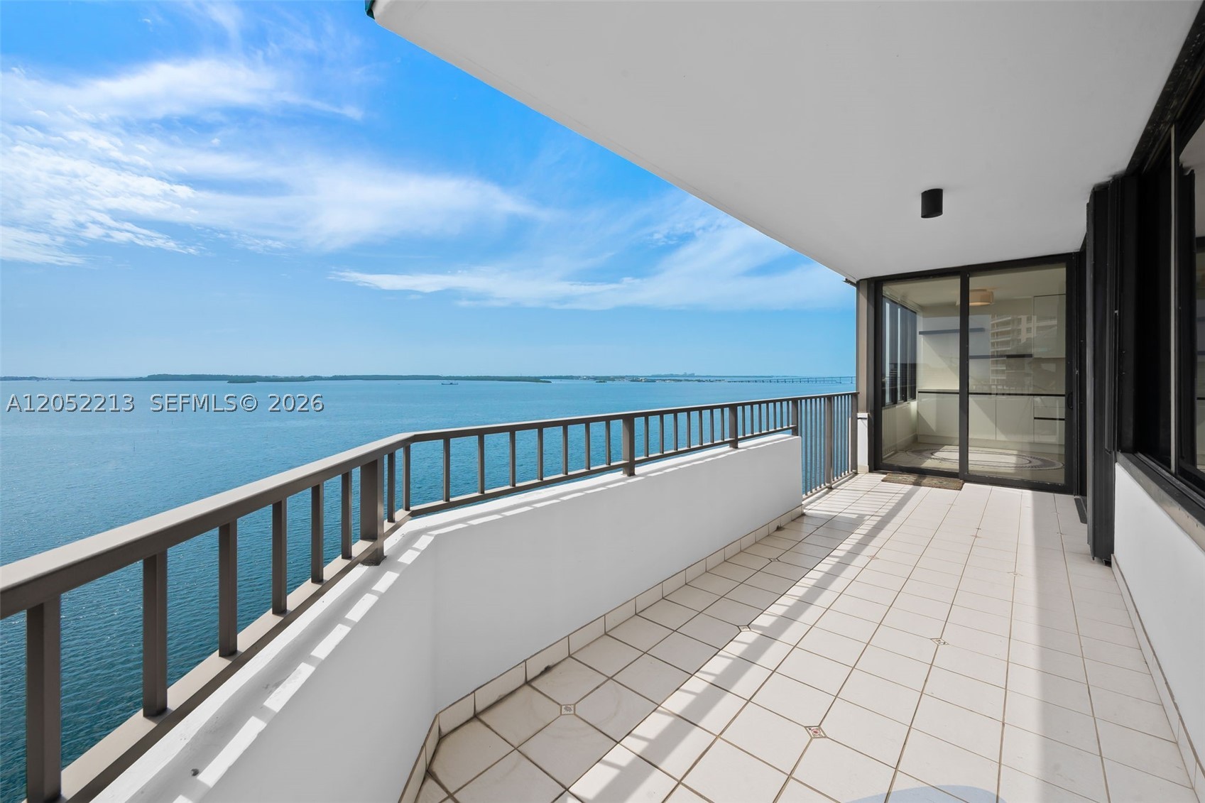 image Brickell Key One3