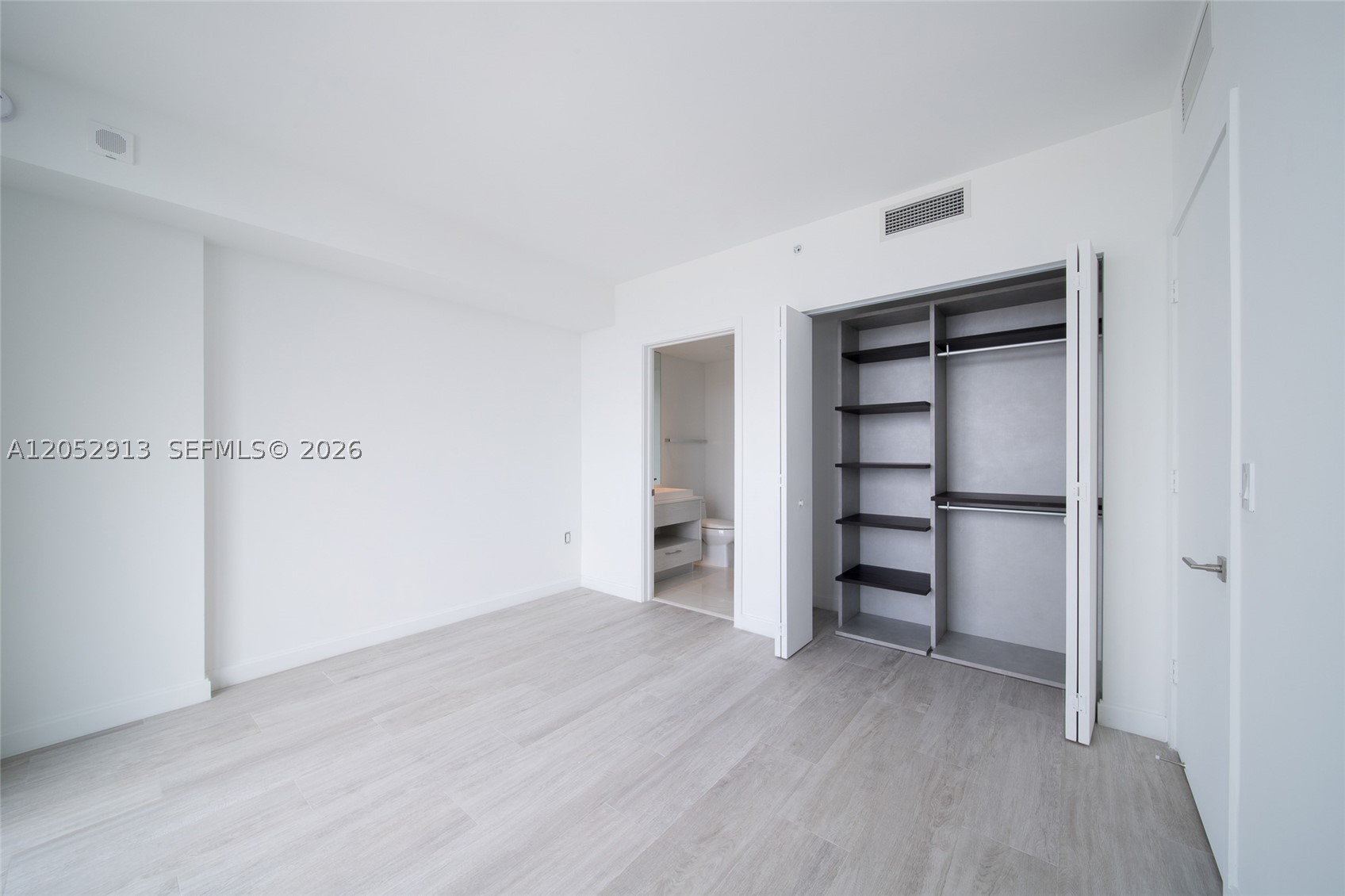 image Brickell Heights West10