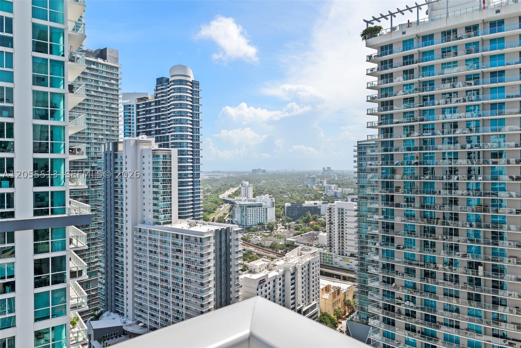 image 1060 Brickell - 105022