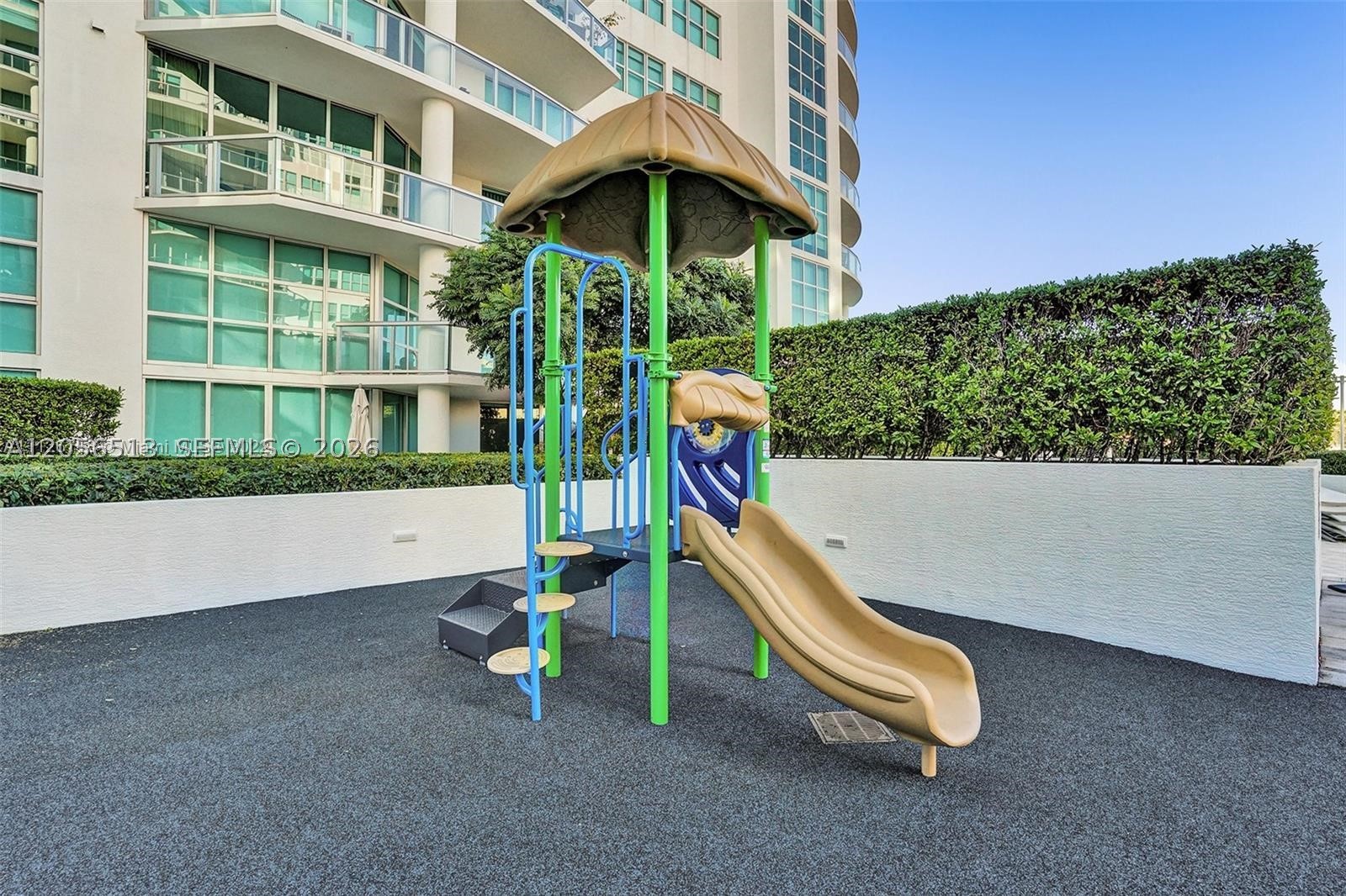 image The Atrium at Aventura52