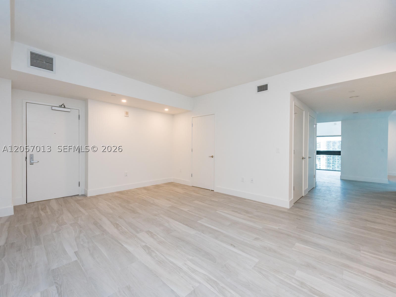 image 1010 Brickell12