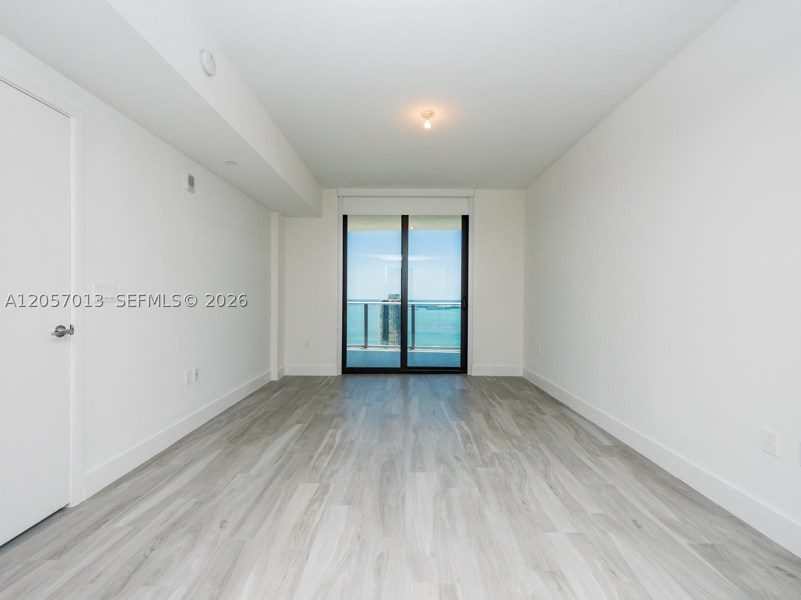 image 1010 Brickell38