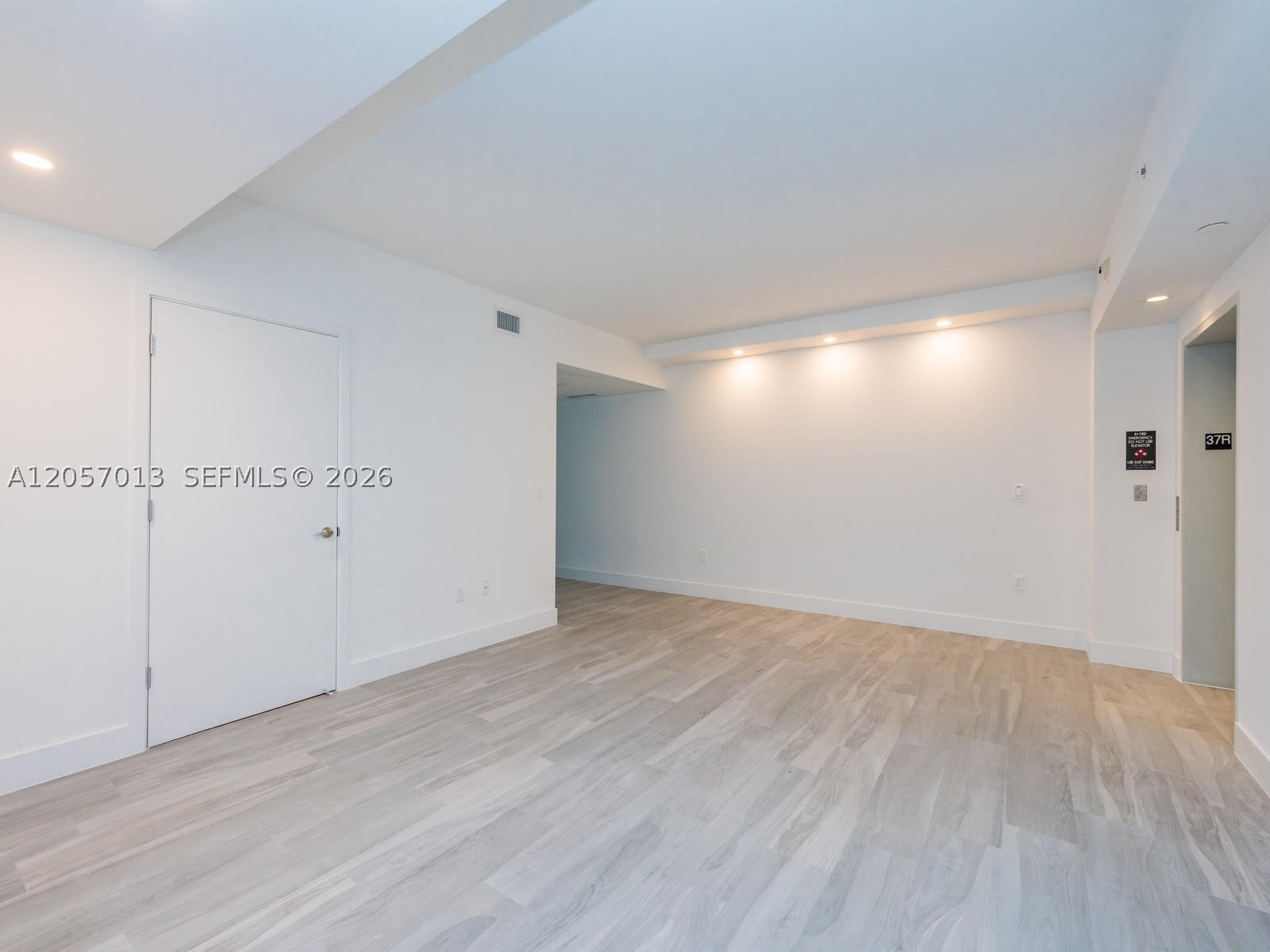 image 1010 Brickell4