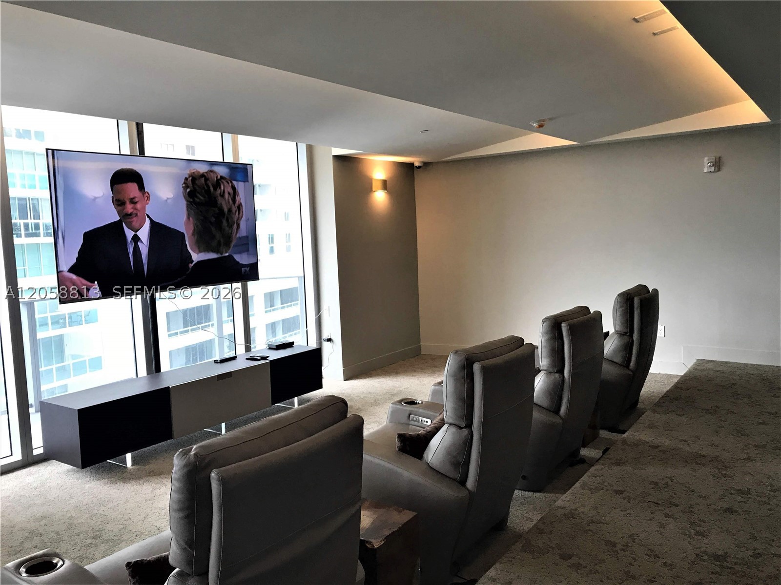 image Aria on the Bay24