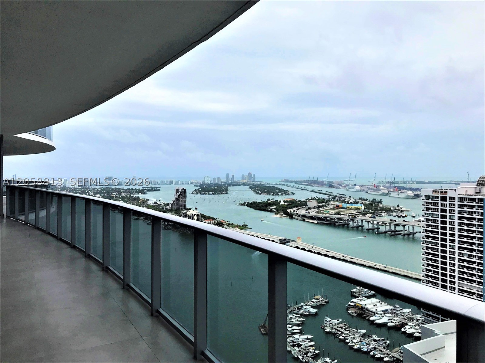 image Aria on the Bay46