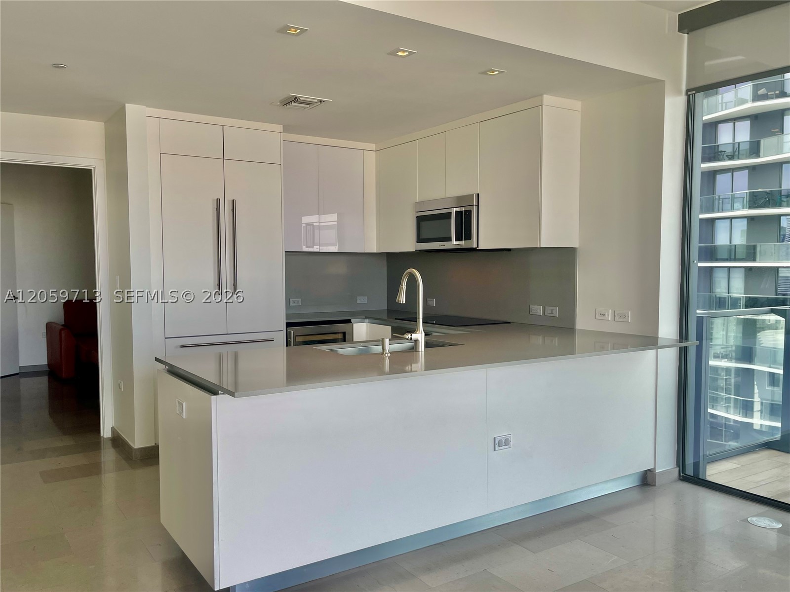 88 SW 7th St #2902 Miami, FL 33130