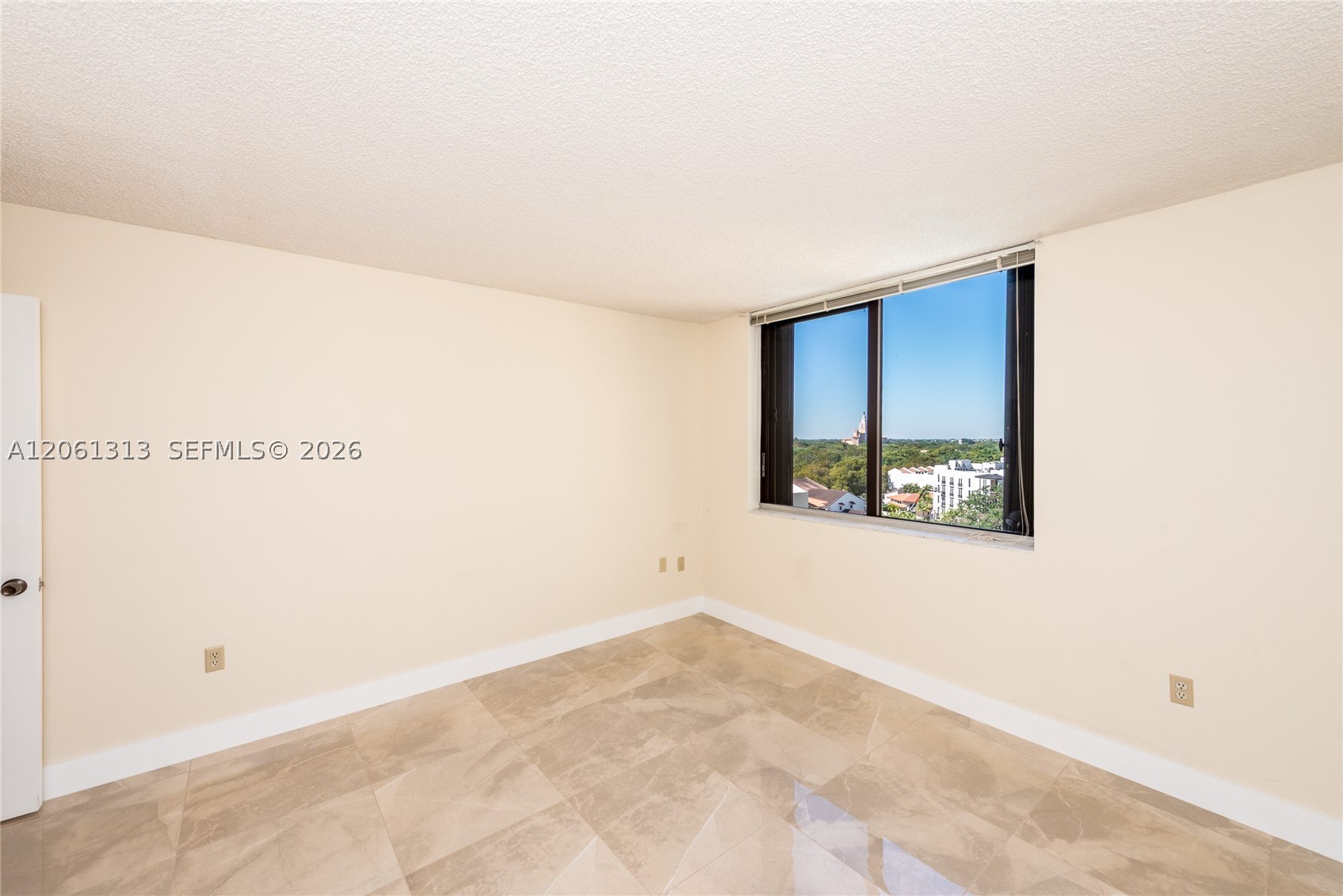 600 Biltmore Way #1014 Coral Gables, FL 33134