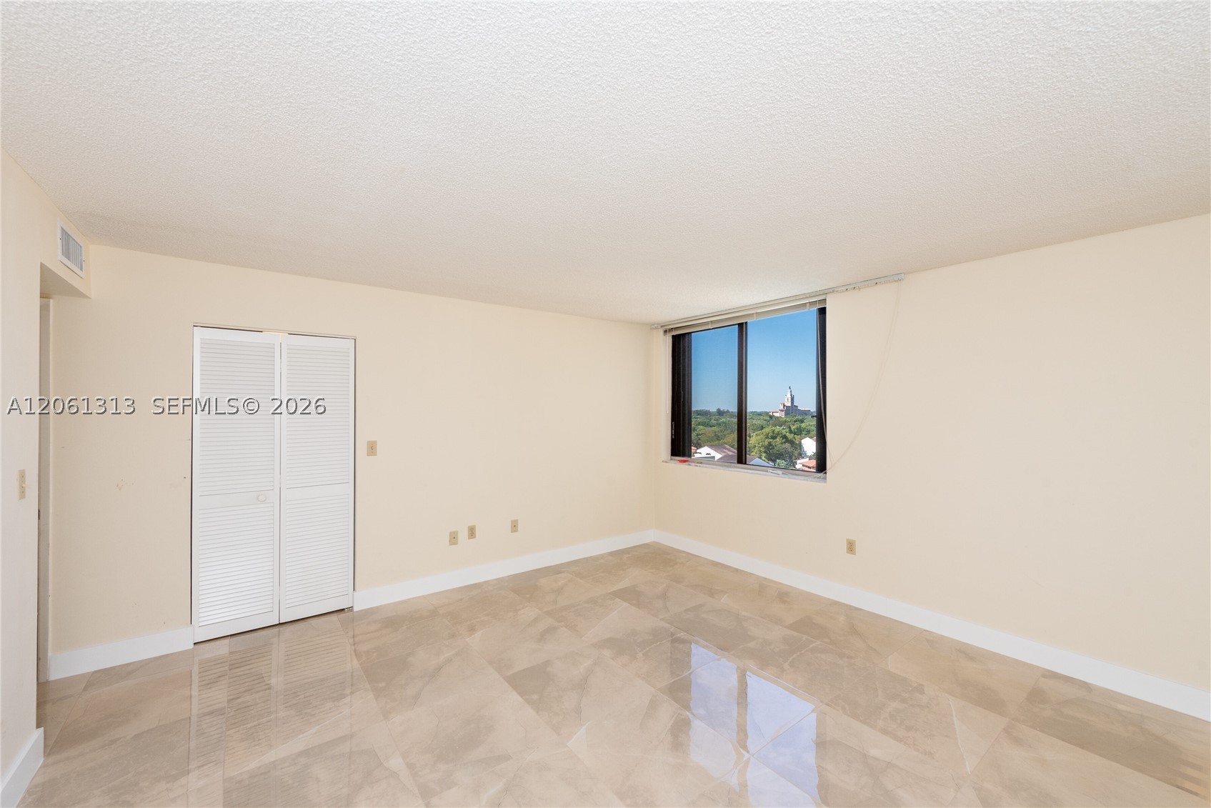 600 Biltmore Way #1014 Coral Gables, FL 33134