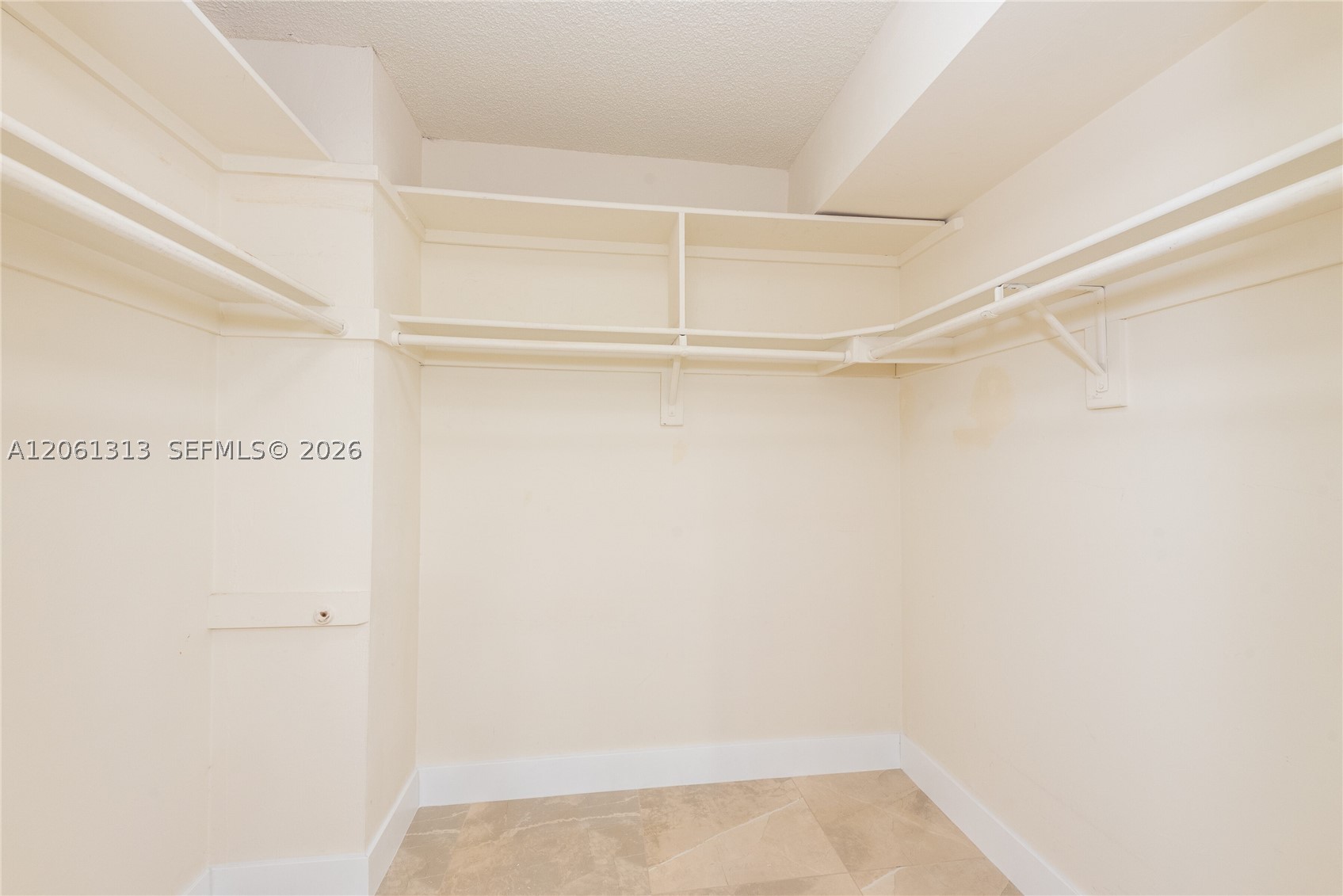 600 Biltmore Way #1014 Coral Gables, FL 33134