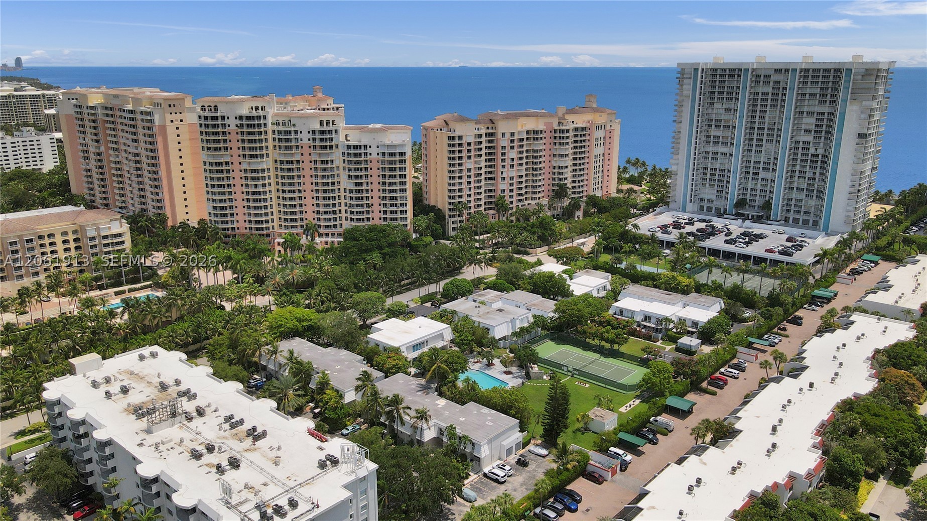 224 Sea Vw Dr #104 Key Biscayne, FL 33149