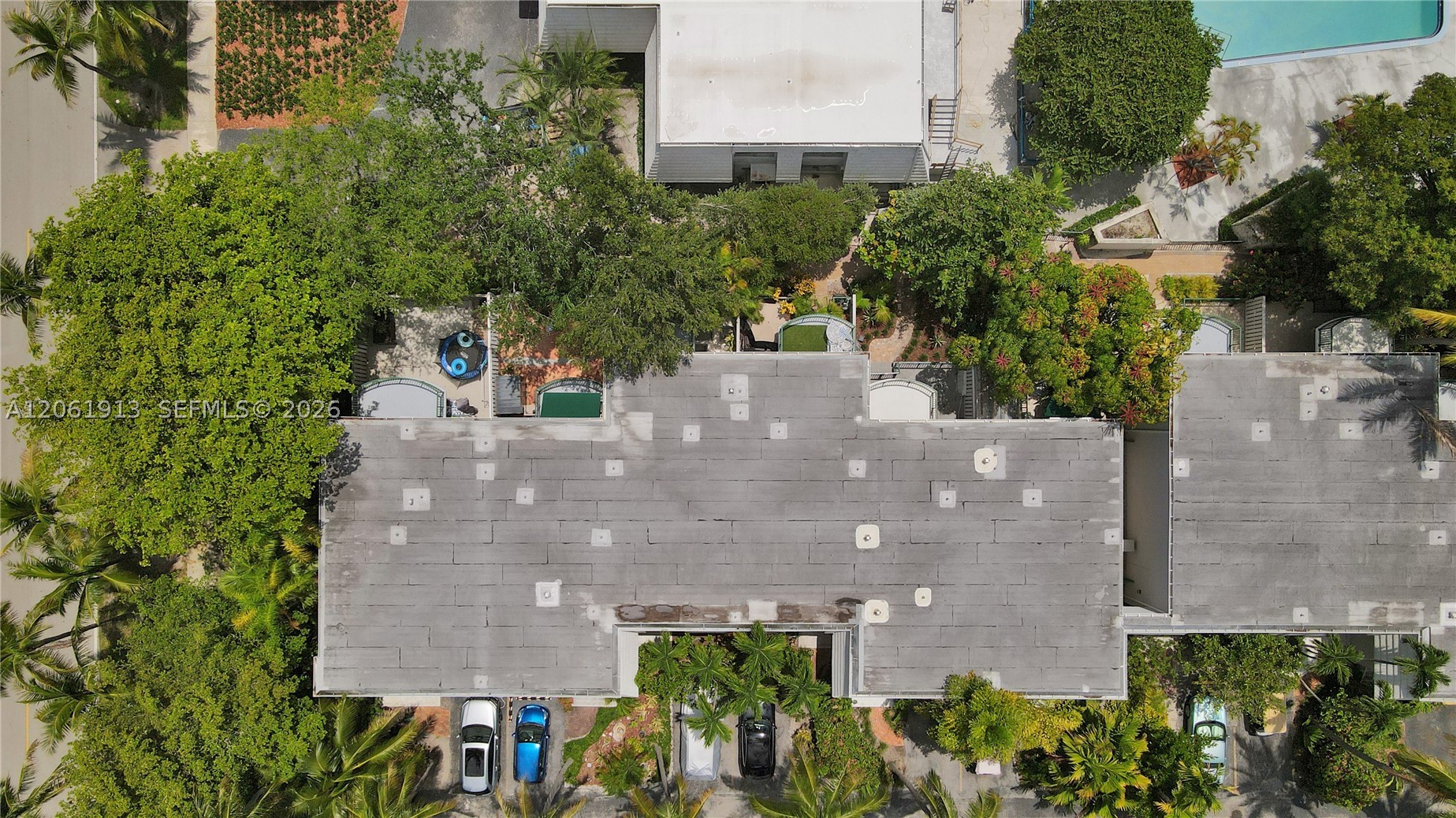 224 Sea Vw Dr #104 Key Biscayne, FL 33149