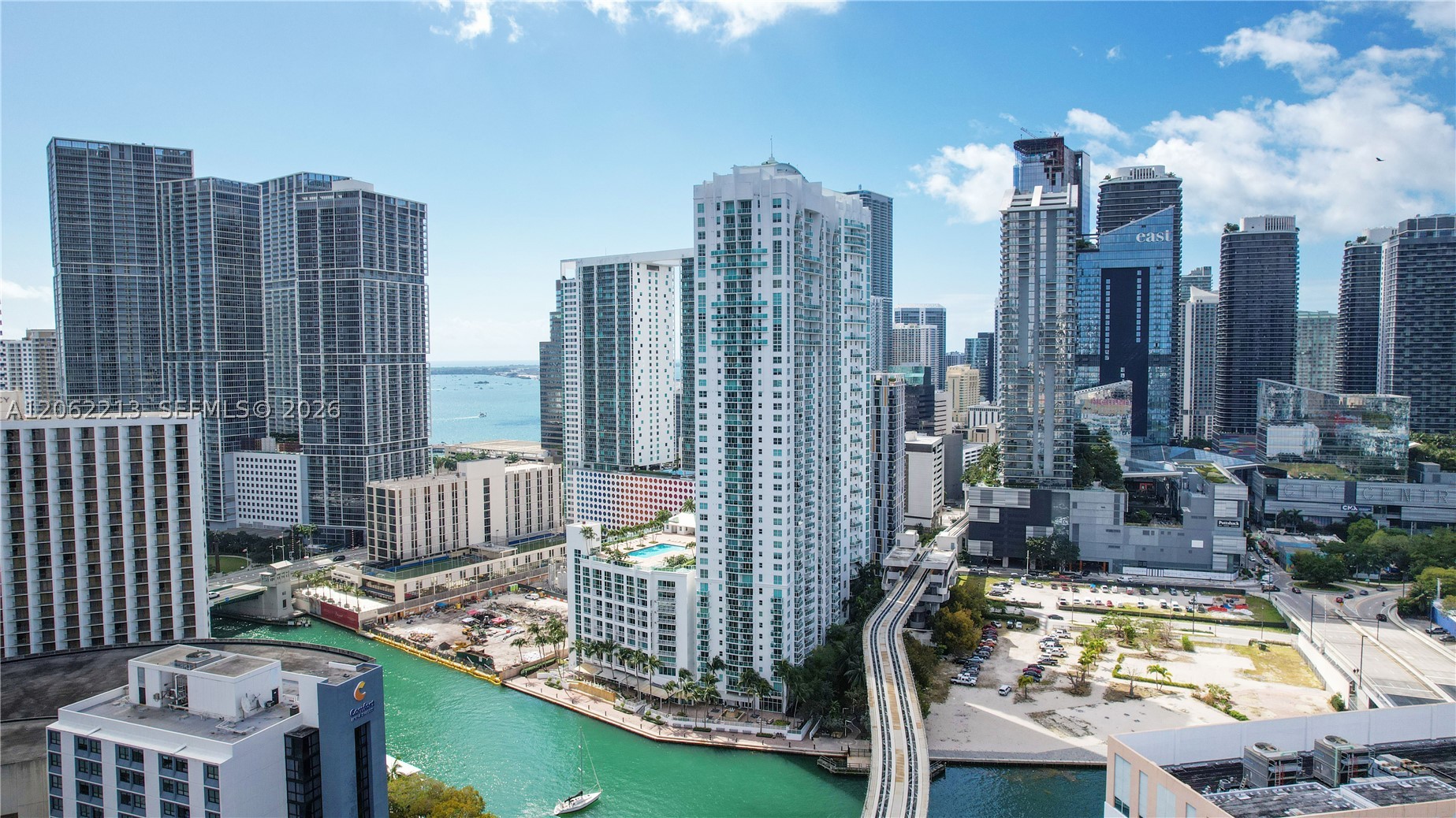 image Brickell on the River South21
